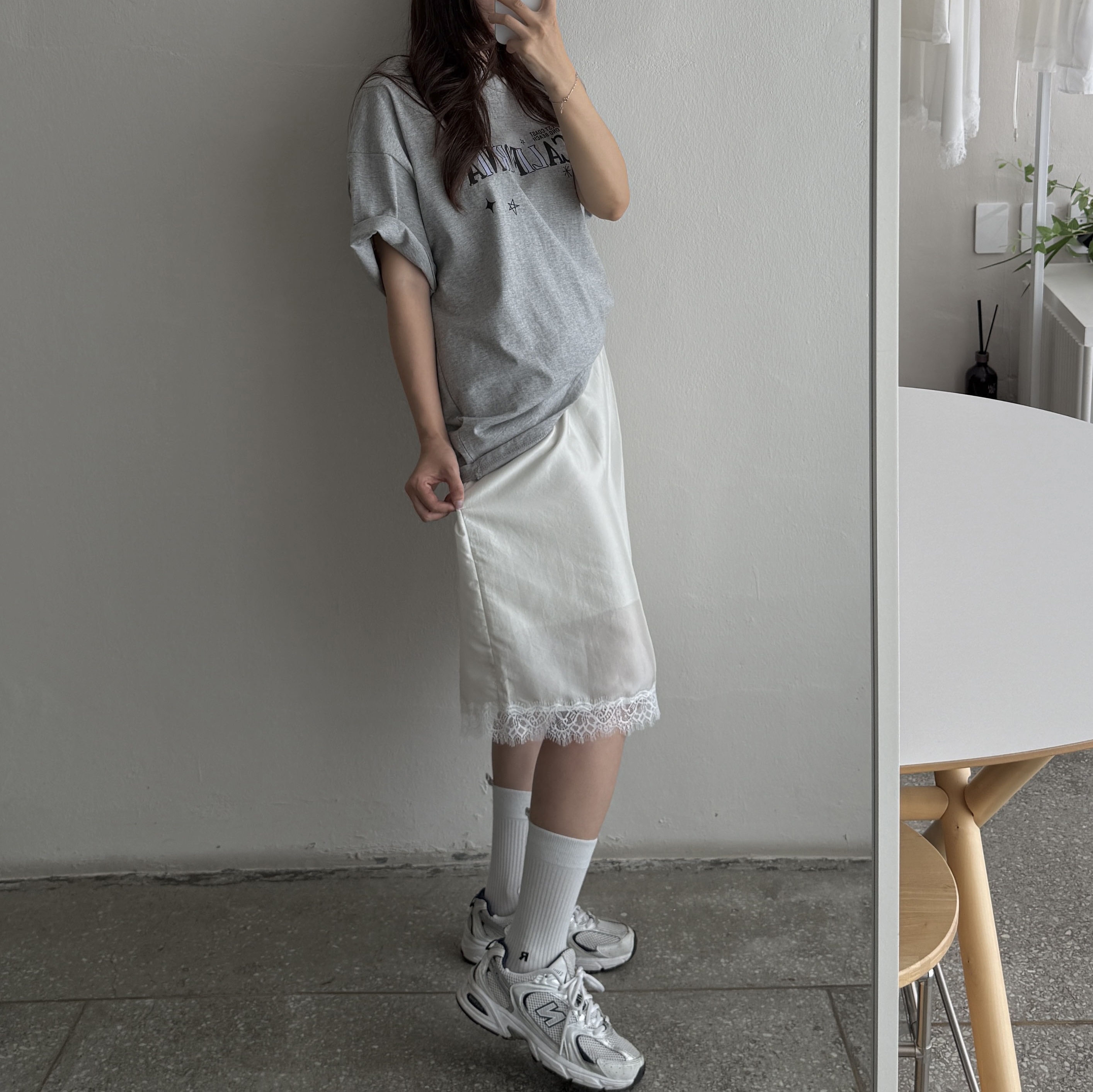 New Balance 530 White 착용 스타일 - 2
