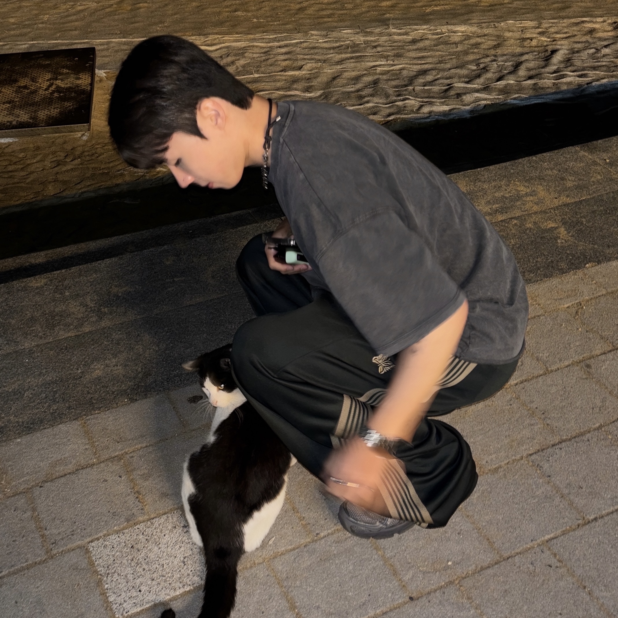 Needles x LHP H.D. Track Pants Poly Smooth Dark Green, New Balance 740v2 Castlerock Terrarium 착용 스타일