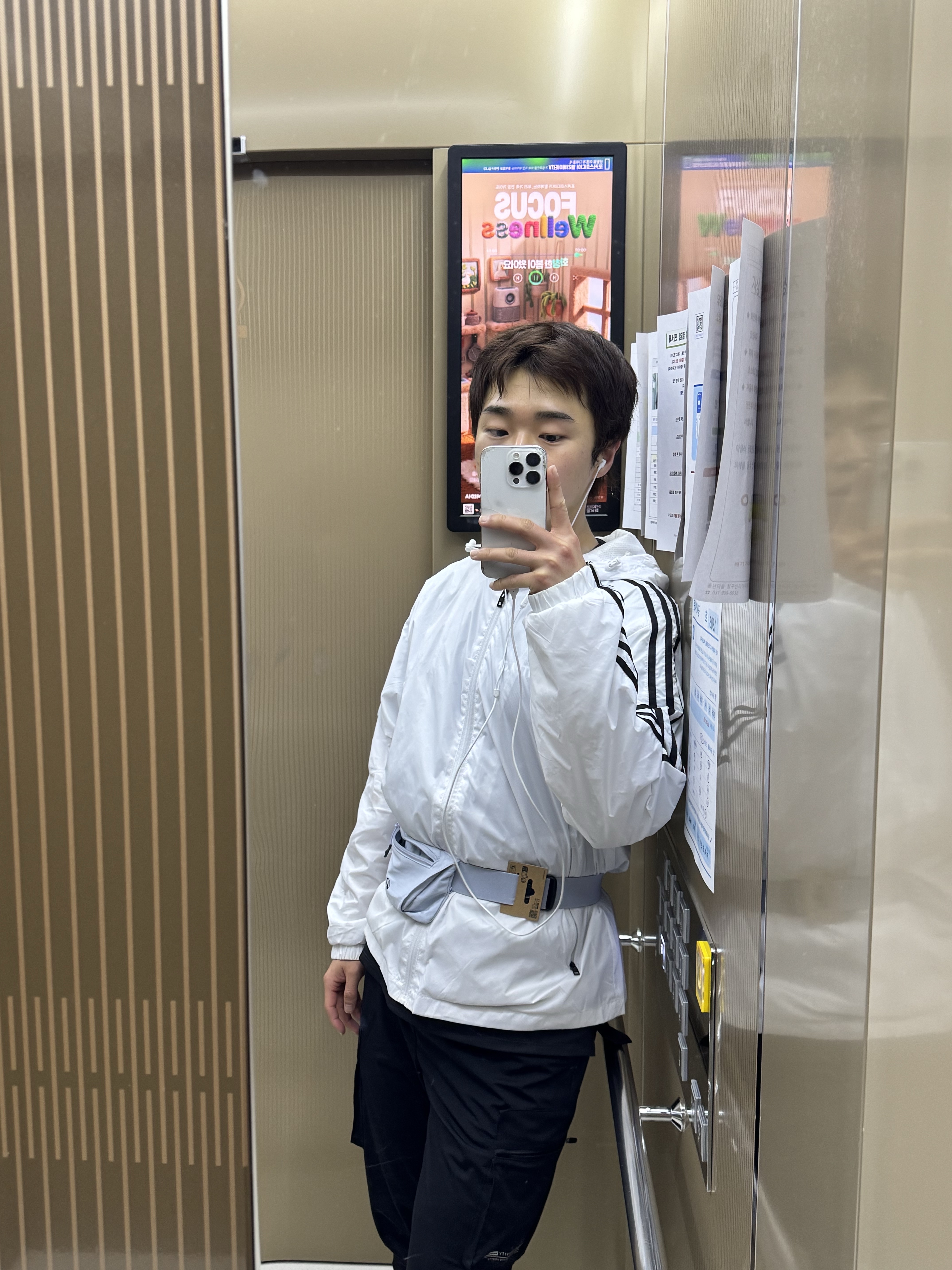 DECATHLON Running Smartphone Belt Basic 2 Foggy Blue 착용 스타일 - 1