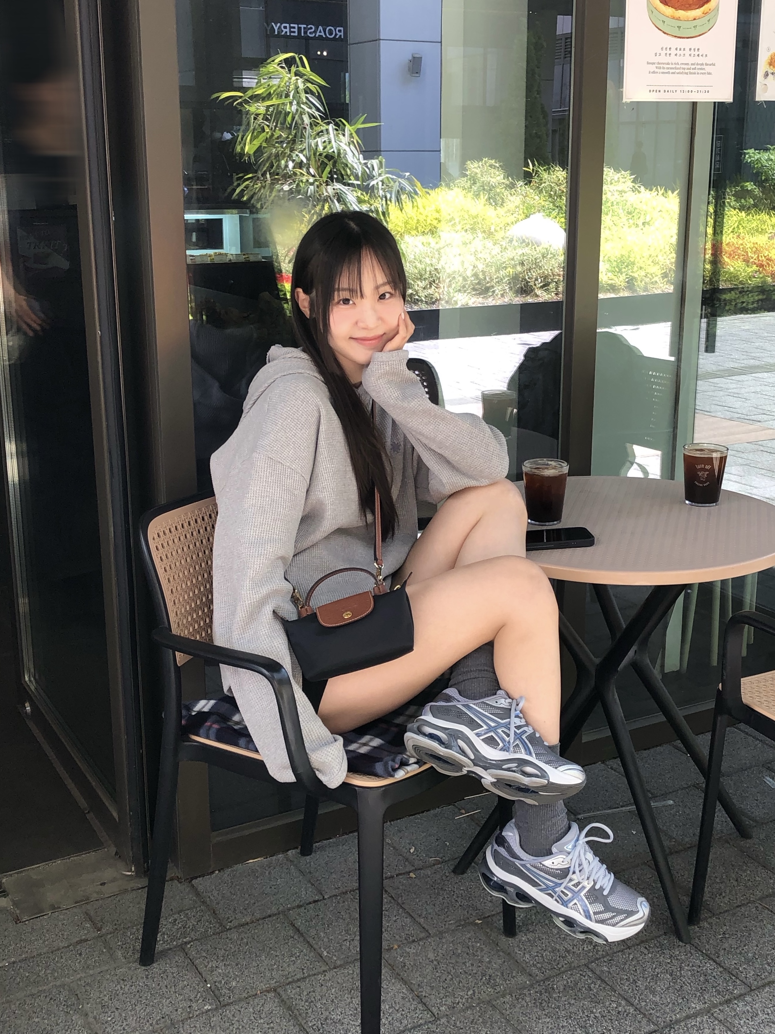 Asics Gel-Kinetic 2.0 Pure Silver Blue Coast, Longchamp Le Pliage Original Handle Pouch Black 착용 스타일 - 1