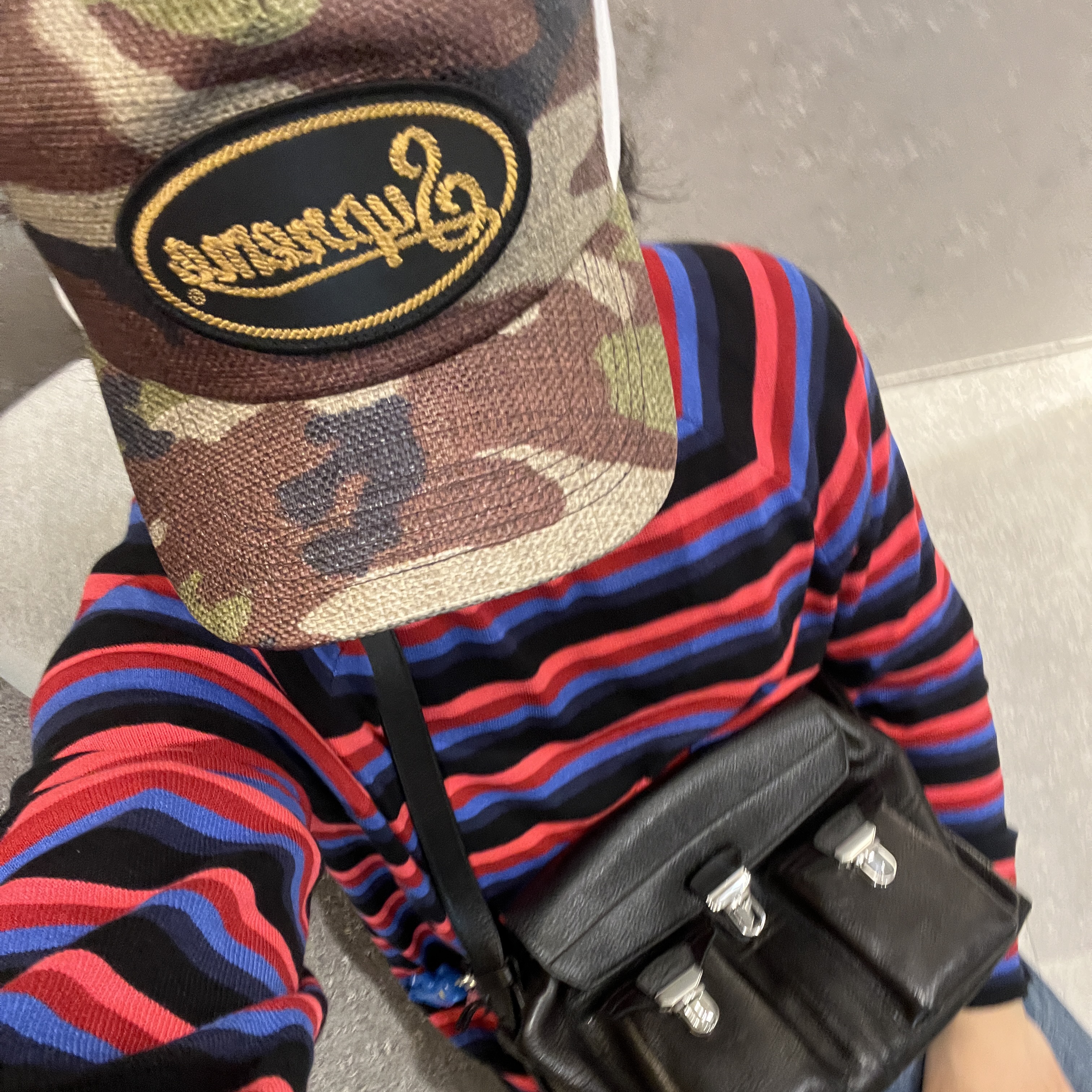 Supreme Raffia Mesh Back 5-Panel Woodland Camo - 26SS, Lemaire Glossy Vegetable Leather Medium Gear Bag Espresso 착용 스타일