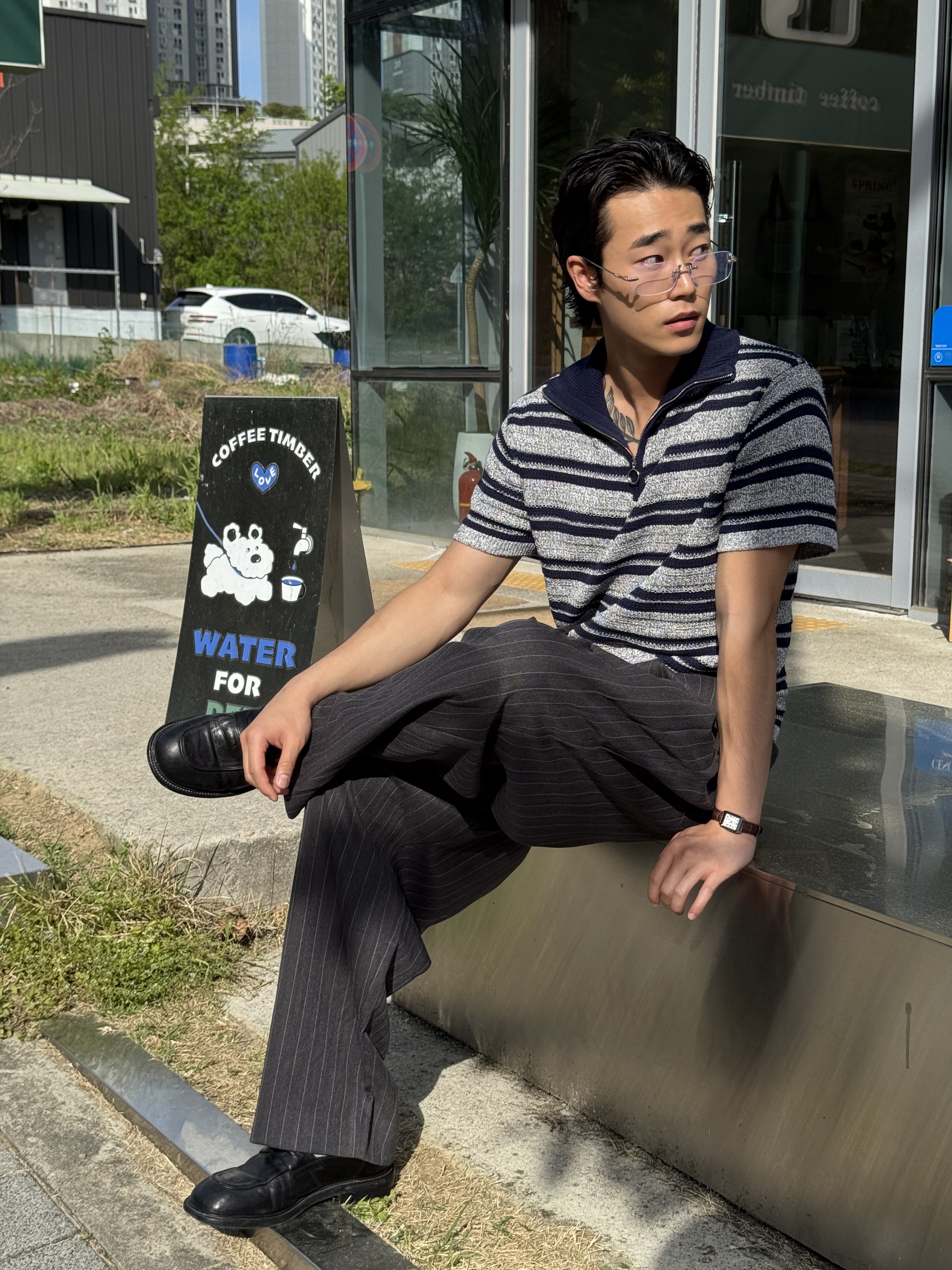 noun Wide Tapered Pants Stripe Charcoal 착용 스타일 - 3