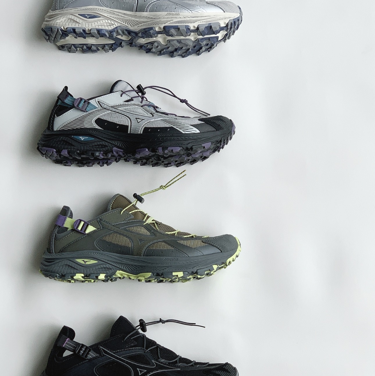 Mizuno Racer Trail SE V2 Gorpcore Silver Black 착용 스타일 - 5