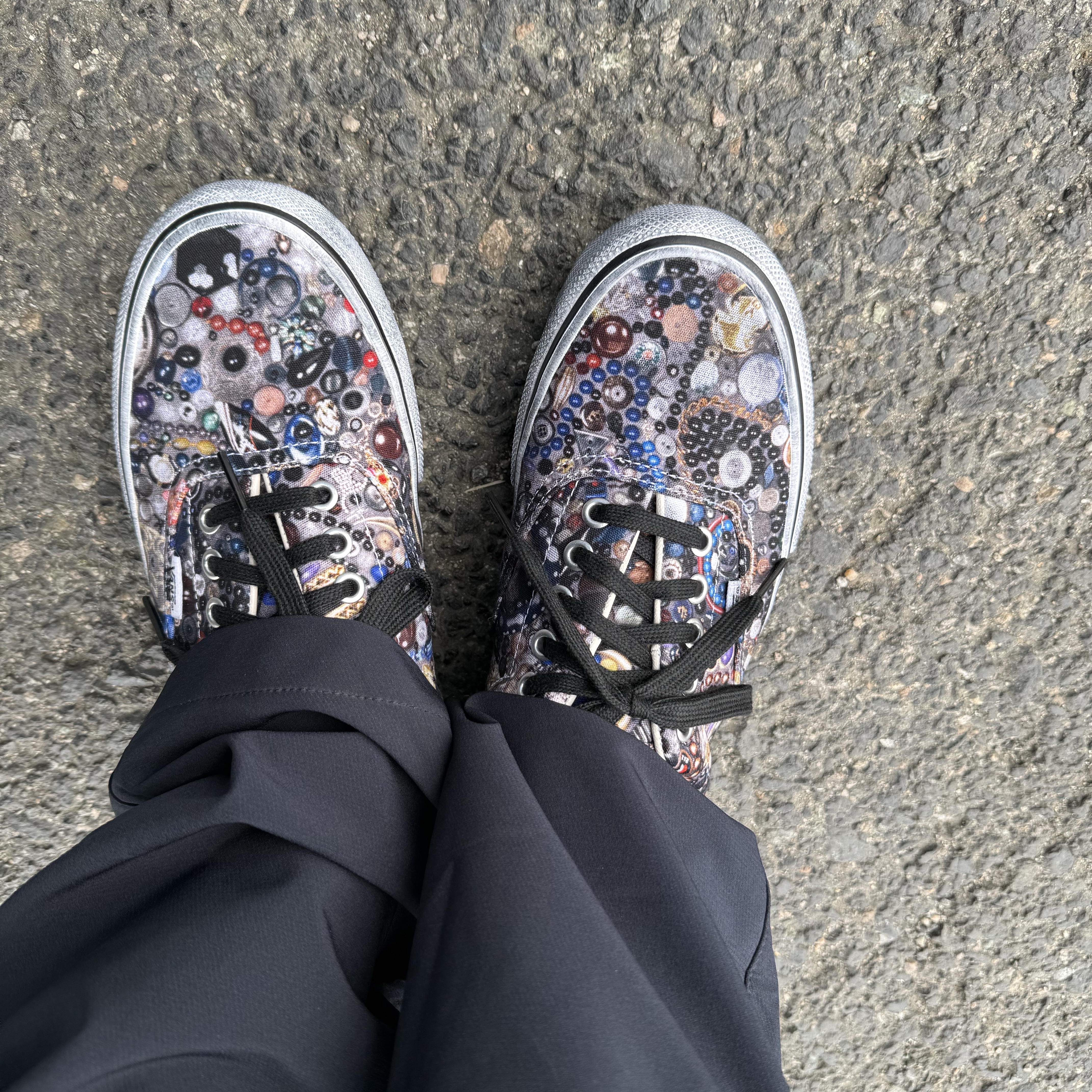 Vans x Supreme x Mike Kelley Era Black 착용 스타일