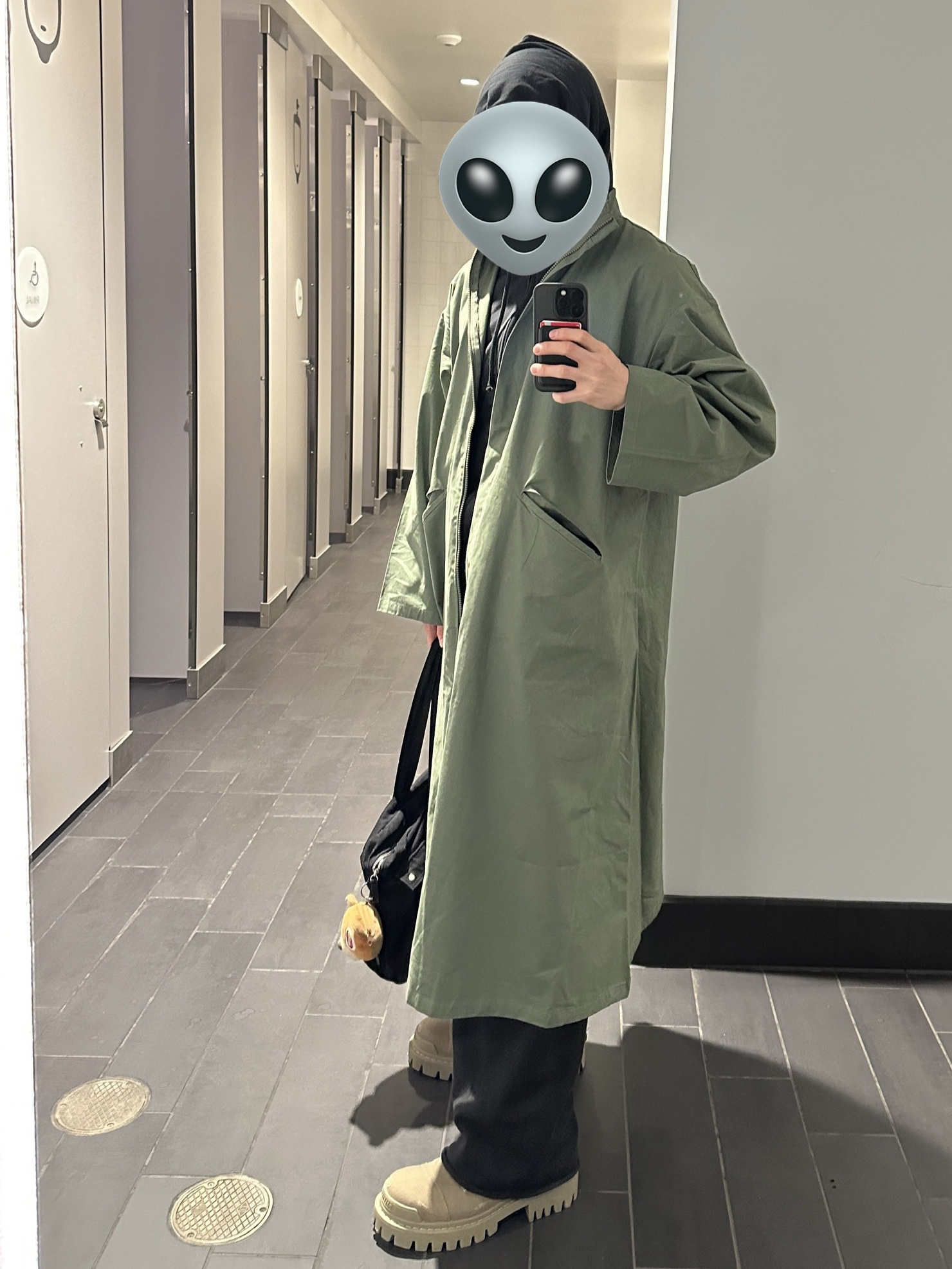 Yeezy TC-01 Blank Green, Yeezy HD-10 Black 착용 스타일 - 2