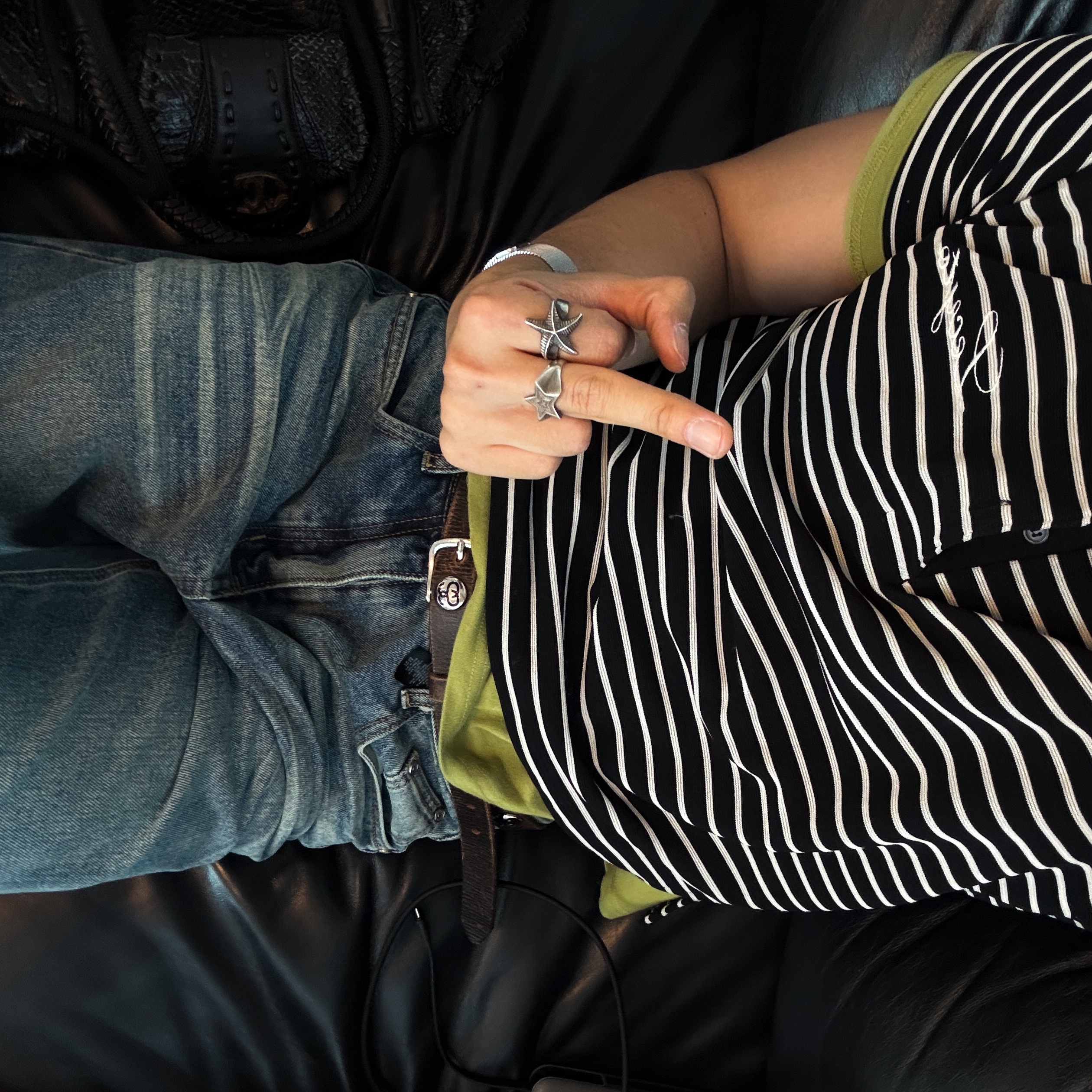 Stussy SS Link Studded Belt Distressed Brown 착용 스타일 - 2