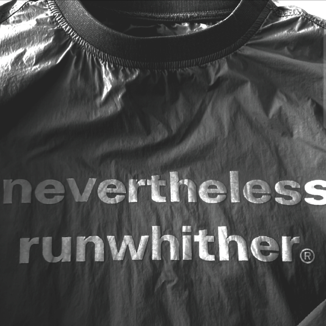 [KREAM 단독] runwhither Windbreaker MTM Black 착용 스타일