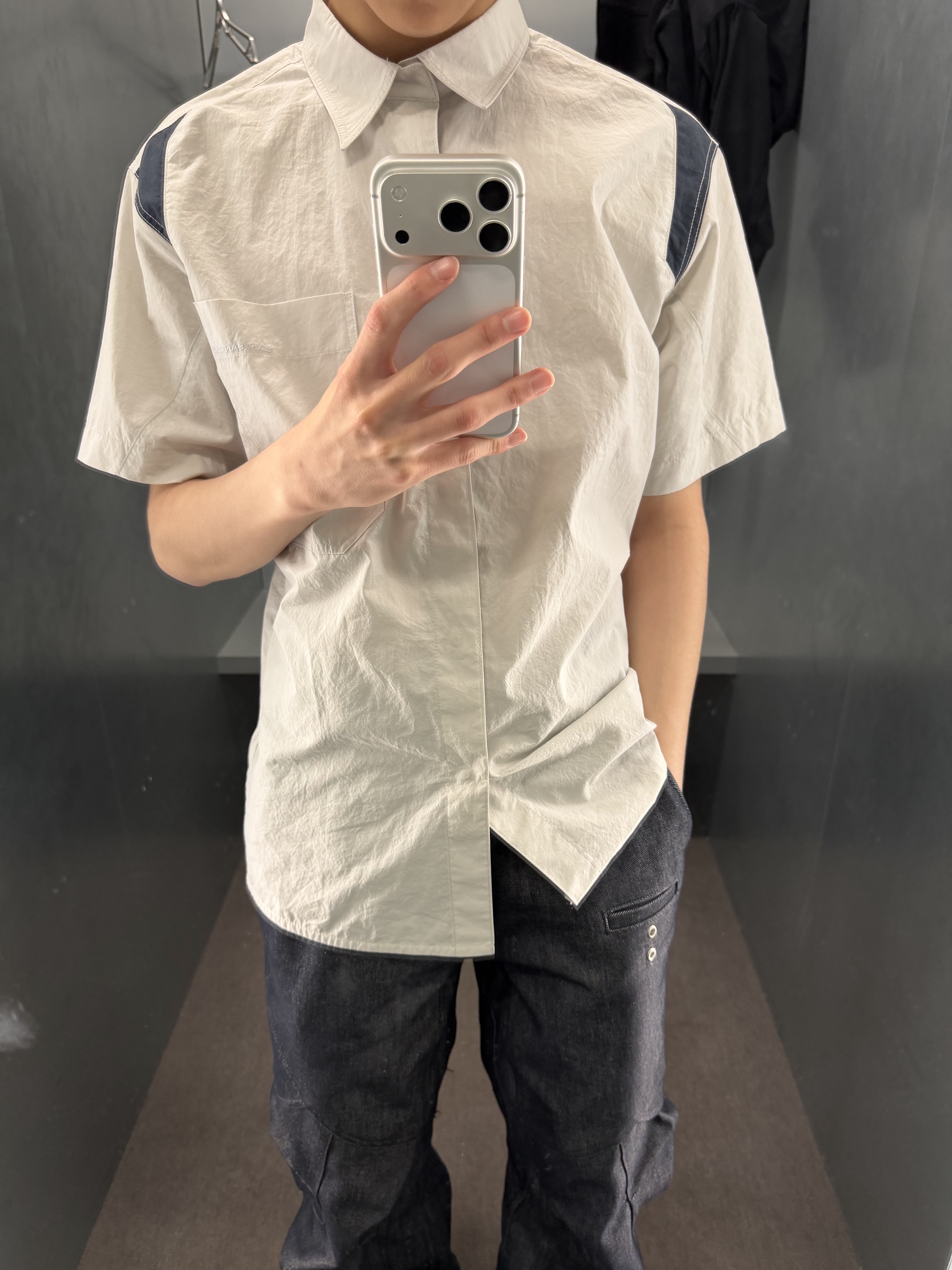 Sansan Gear Block Shirt Light Grey, IGNOTA Core:14 Shell Cargo Pants Indigo 착용 스타일 - 2
