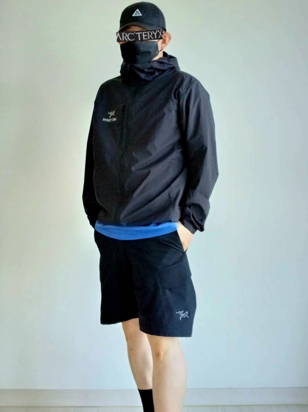 Nike ACG Trail Cap Black, (W) Arc'teryx Kragg SL Cotton Blurred Bird Crew SS T-Shirt Electra Phosphorescent 착용 스타일 - 1