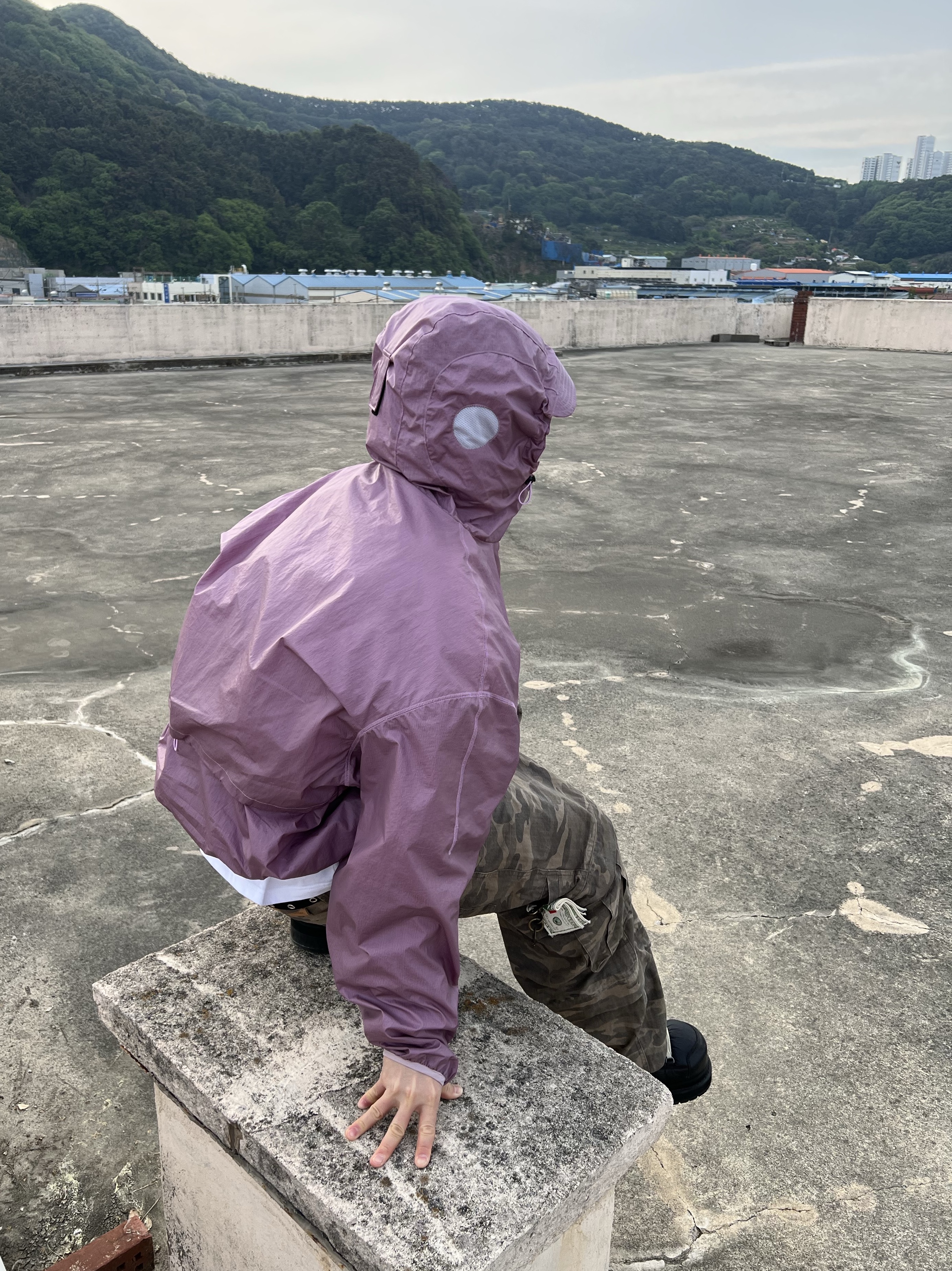 [KREAM Exclusive] Kamien Titan Baggy Pants Kream Camo, Kamien Shift Shell Jacket Exclusive 착용 스타일 - 7
