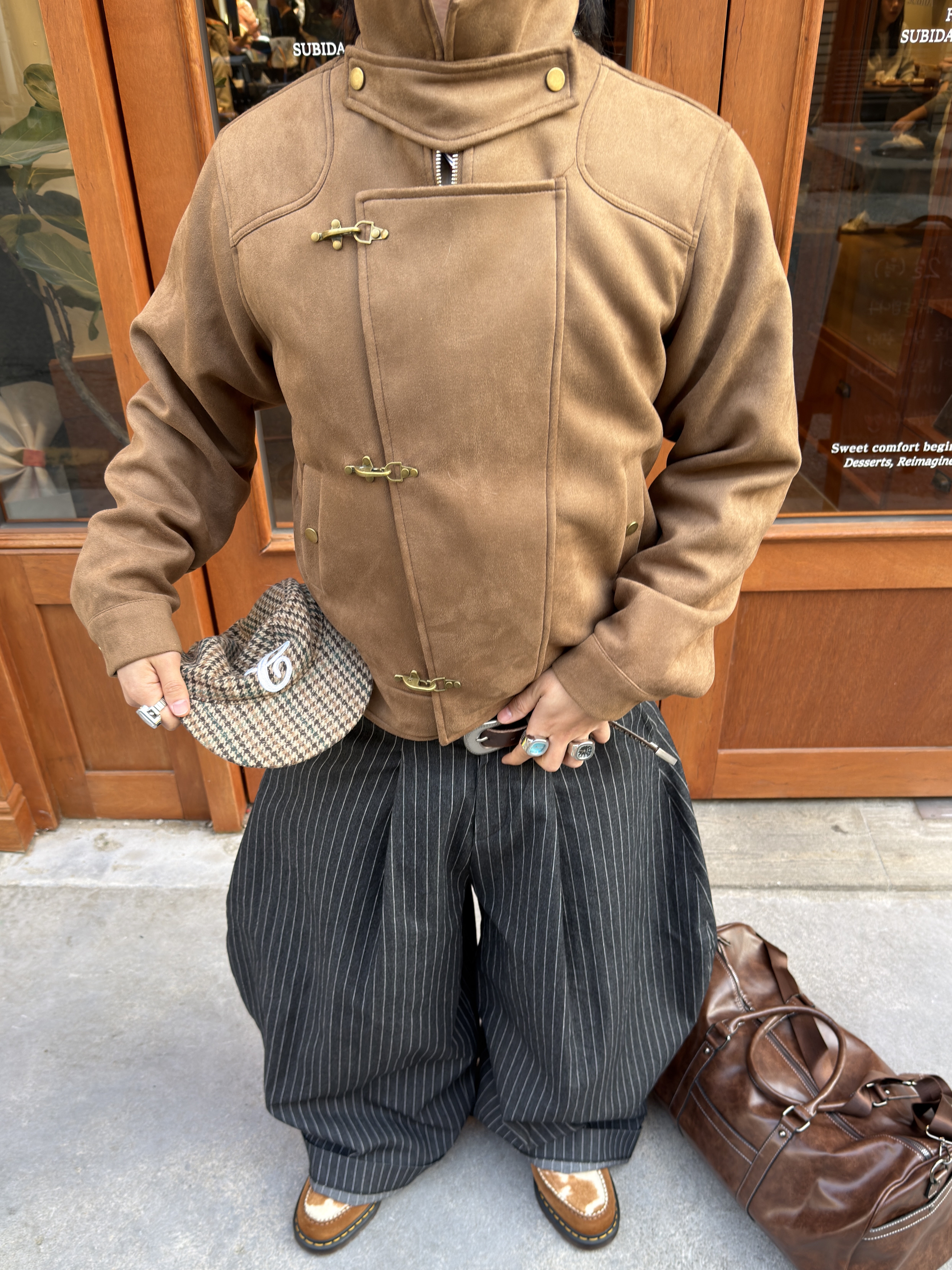 Dr. Martens x Supreme Penton Tassel Loafer Cow 착용 스타일 - 5