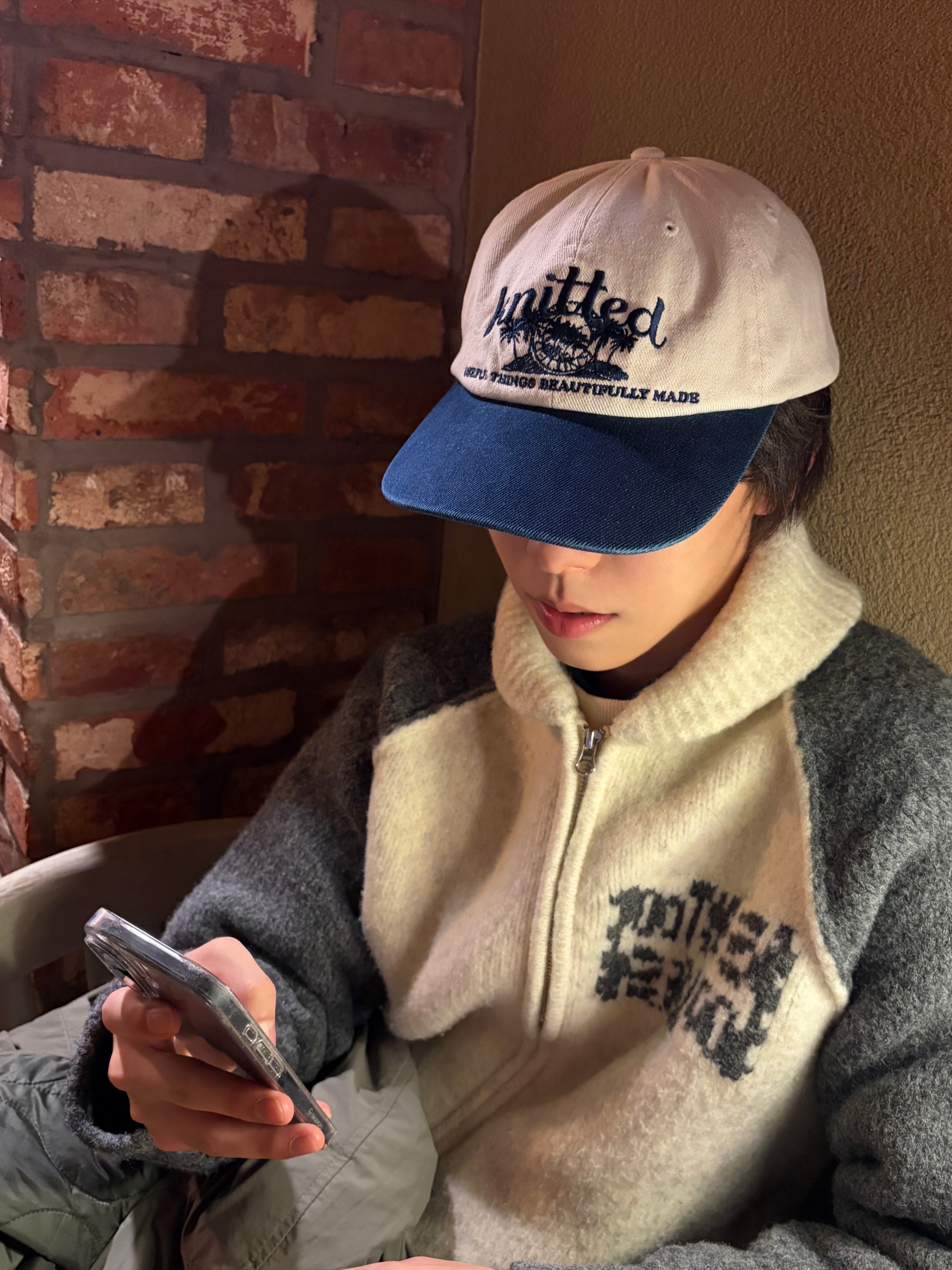 Knitted Palmtree Logo Ballcap Cream 착용 스타일