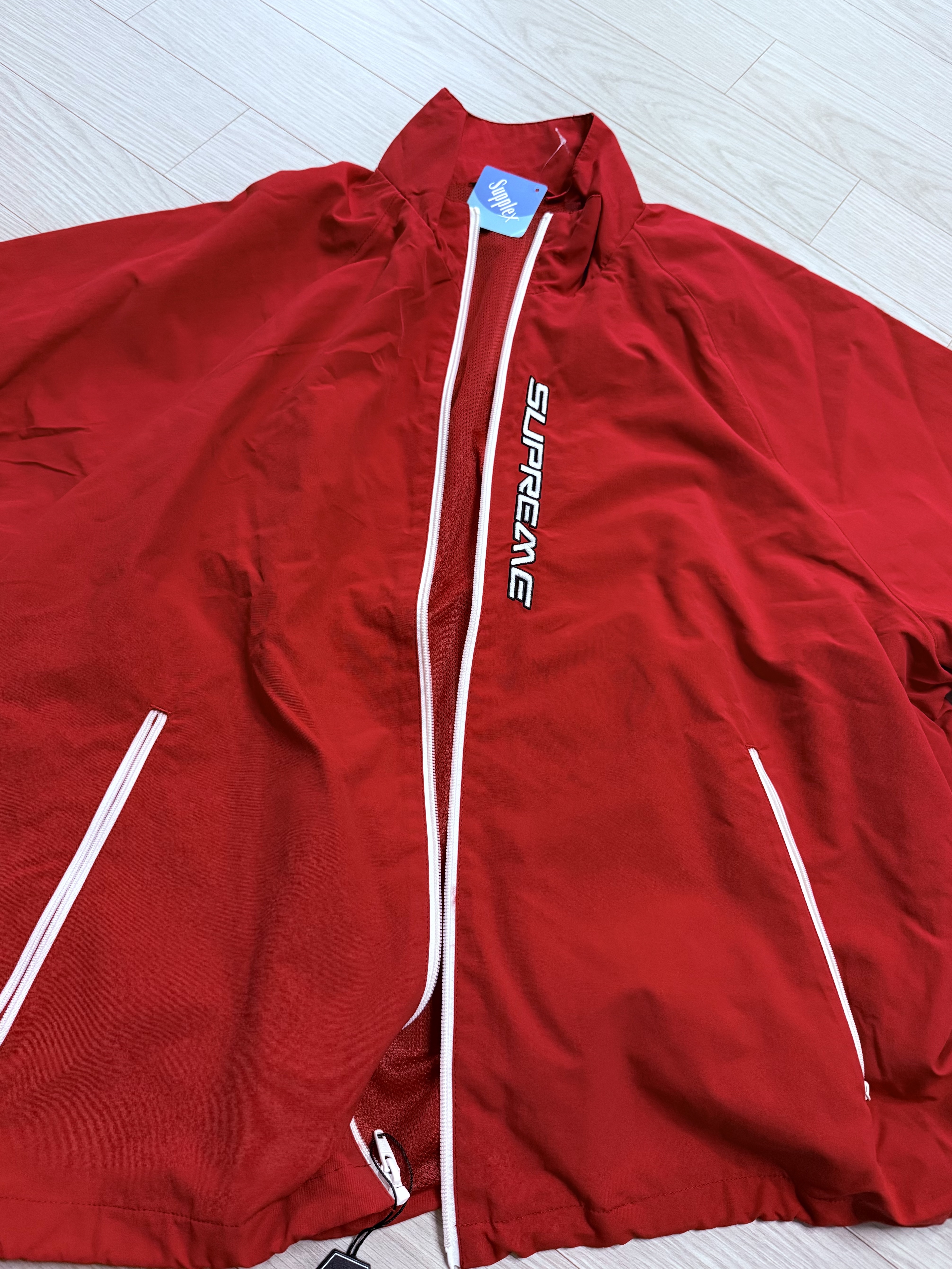 Supreme Contrast Zip Track Jacket Red - 25SS 착용 스타일