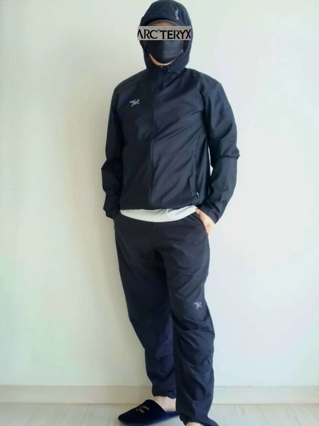 Arc'teryx Incendo Airshell Hoody Black, Arc'teryx Incendo Pants Black 착용 스타일 - 1