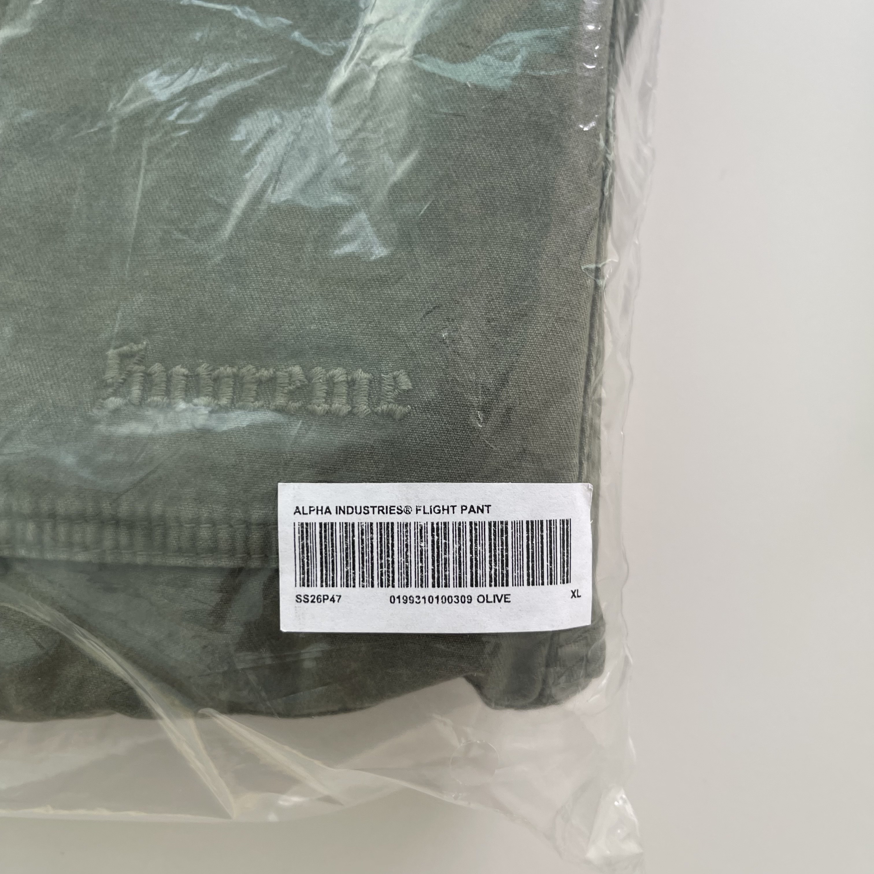 Supreme x Alpha Industries Cotton Flight Pant Olive - 26SS 착용 스타일 - 3