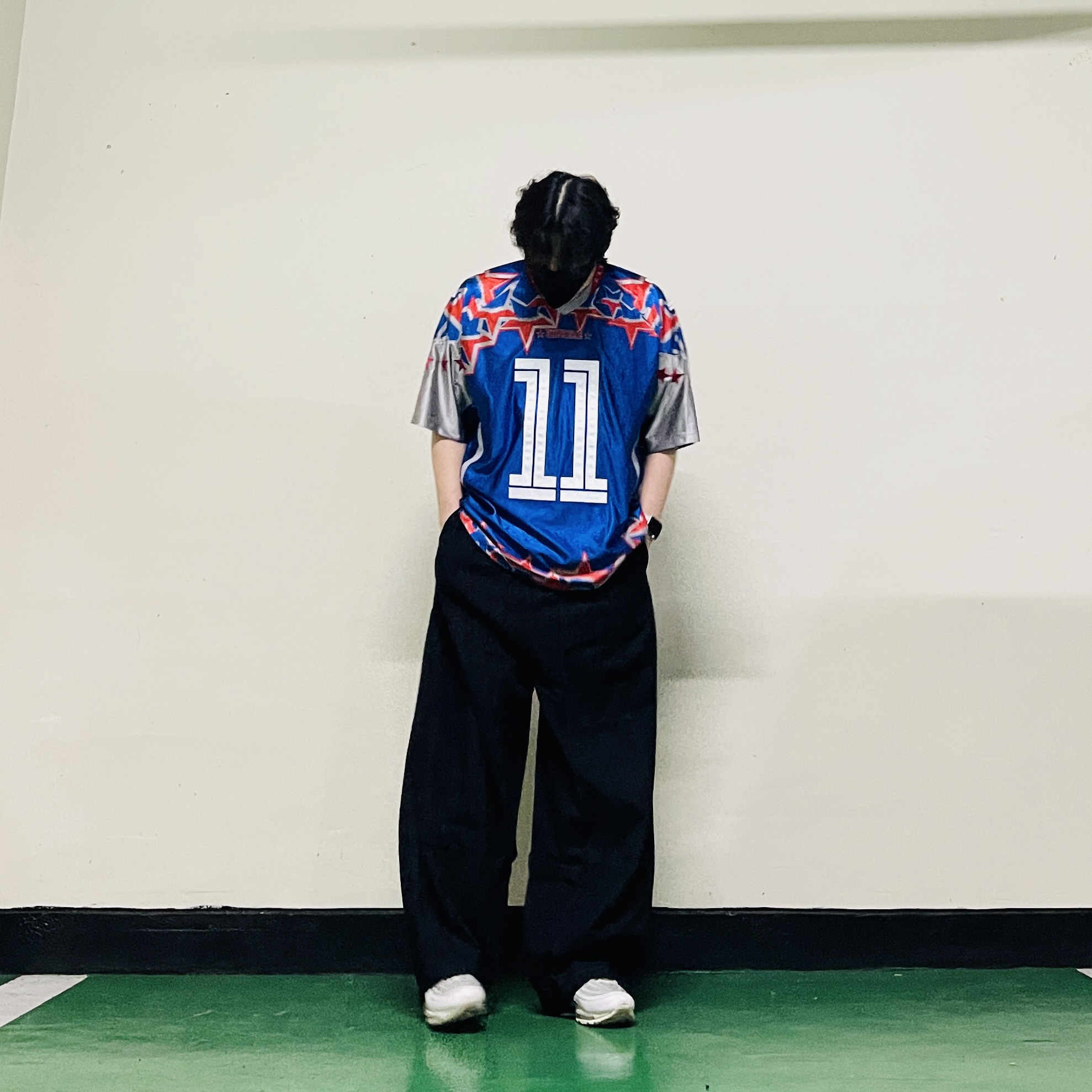 Needles H.D. Pants 6 Oz Denim Black, Supreme Stars Football Jersey Royal - 25SS 착용 스타일 - 1