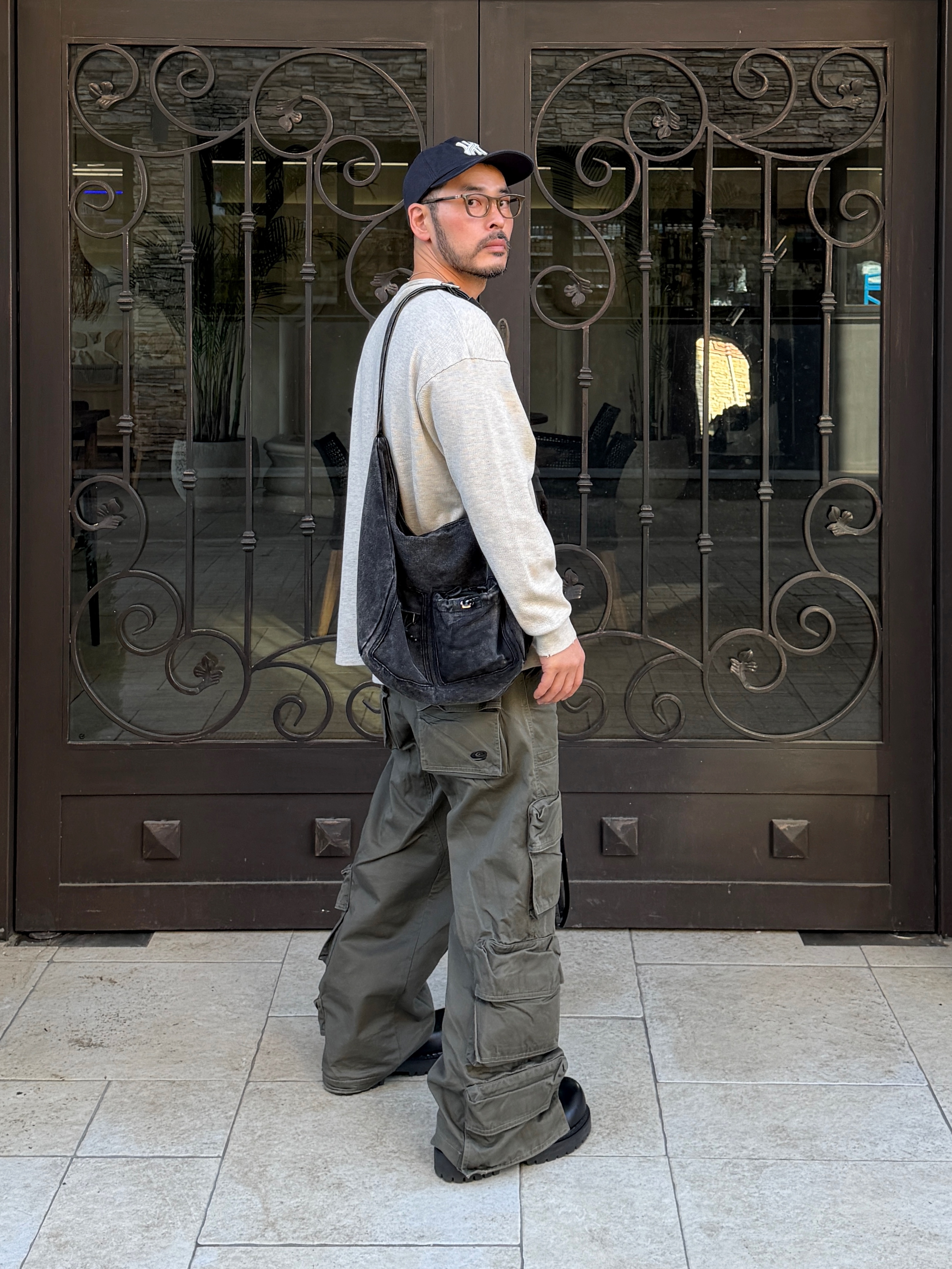 [더블적립]Farfromwhat Far Patch Logo Cap Brown 착용 스타일 - 5