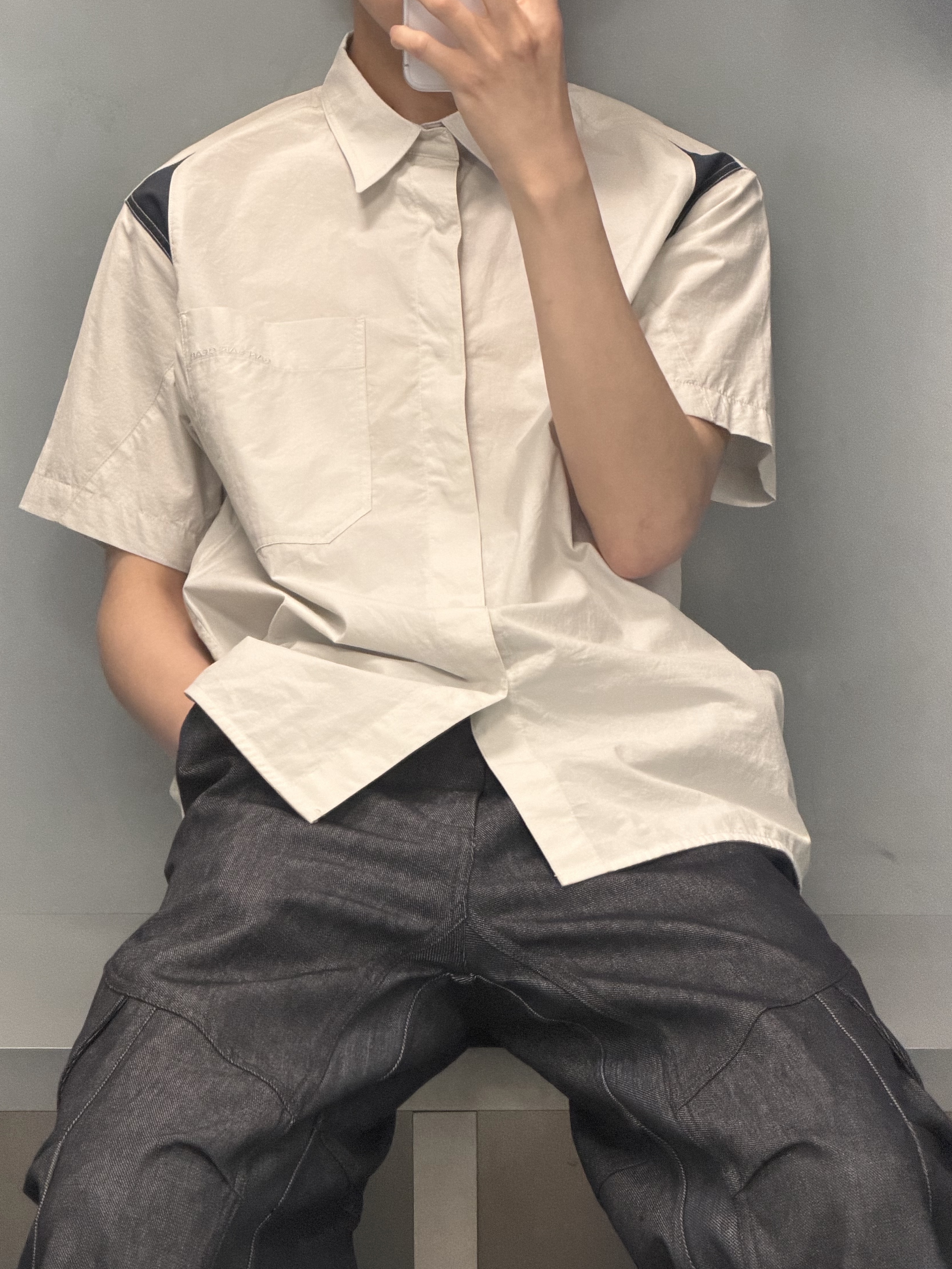 Sansan Gear Block Shirt Light Grey, IGNOTA Core:14 Shell Cargo Pants Indigo 착용 스타일 - 3