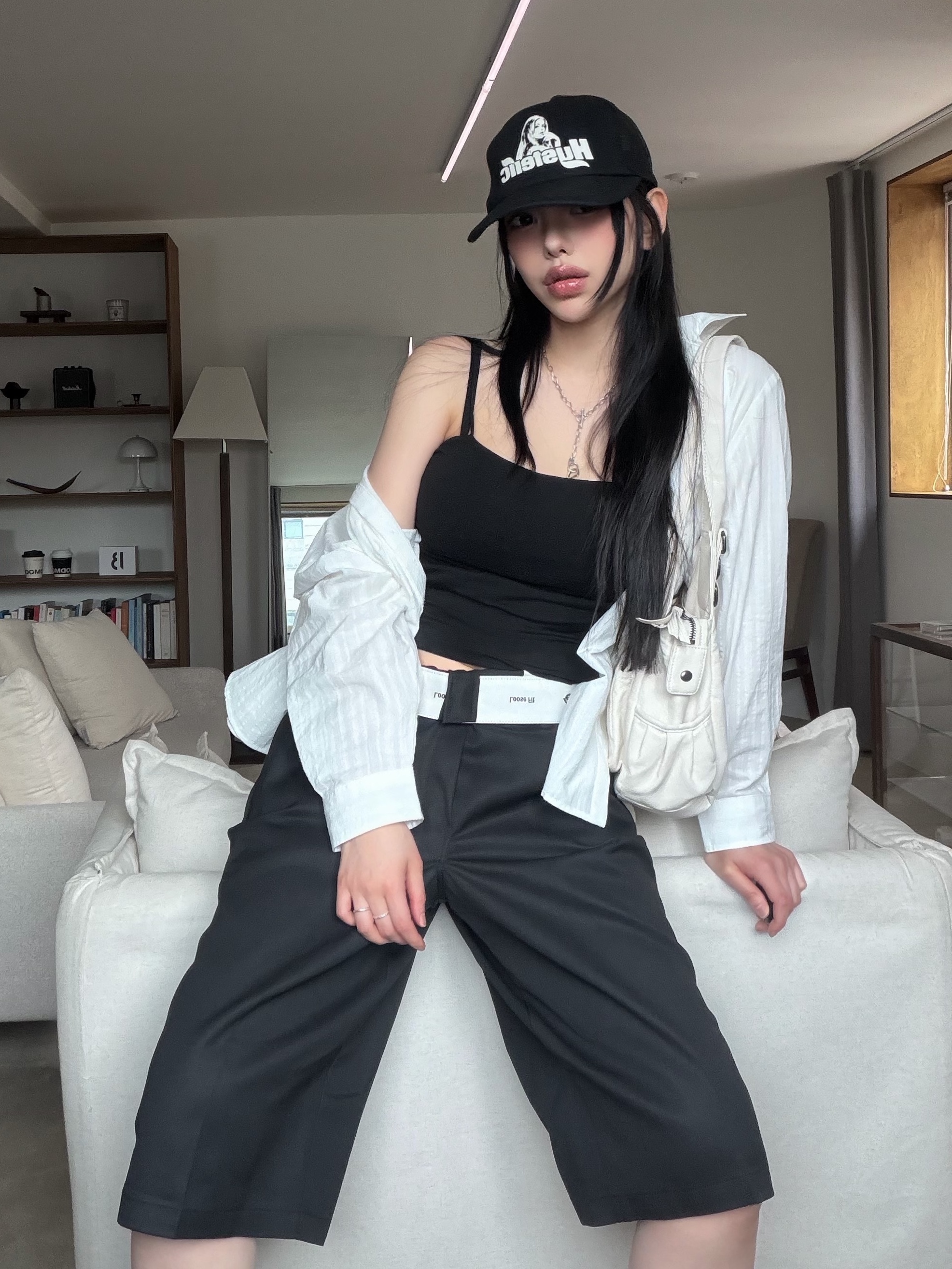 Dickies Loose Fit 13 Inch Flat Front Work Shorts Black, Adidas x Teenage Mutant Ninja Turtles Superstar Shelltoe Core Black Silver Metallic 착용 스타일 - 2