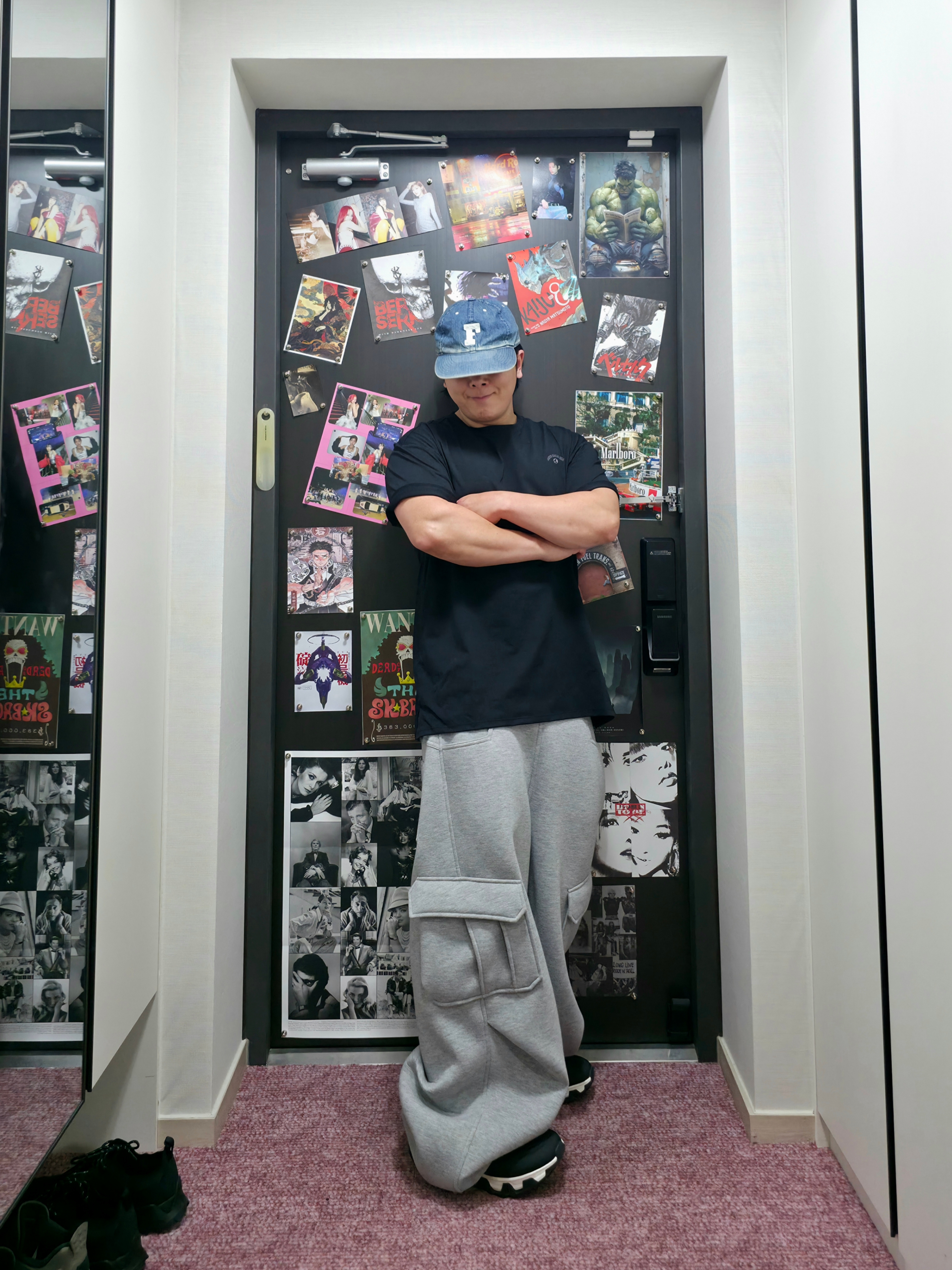 On Running x Post Archive Faction (Paf) Cloudmonster Hyper Black, Kamien Balloon Cargo Sweatpants Melange Gray 착용 스타일 - 1