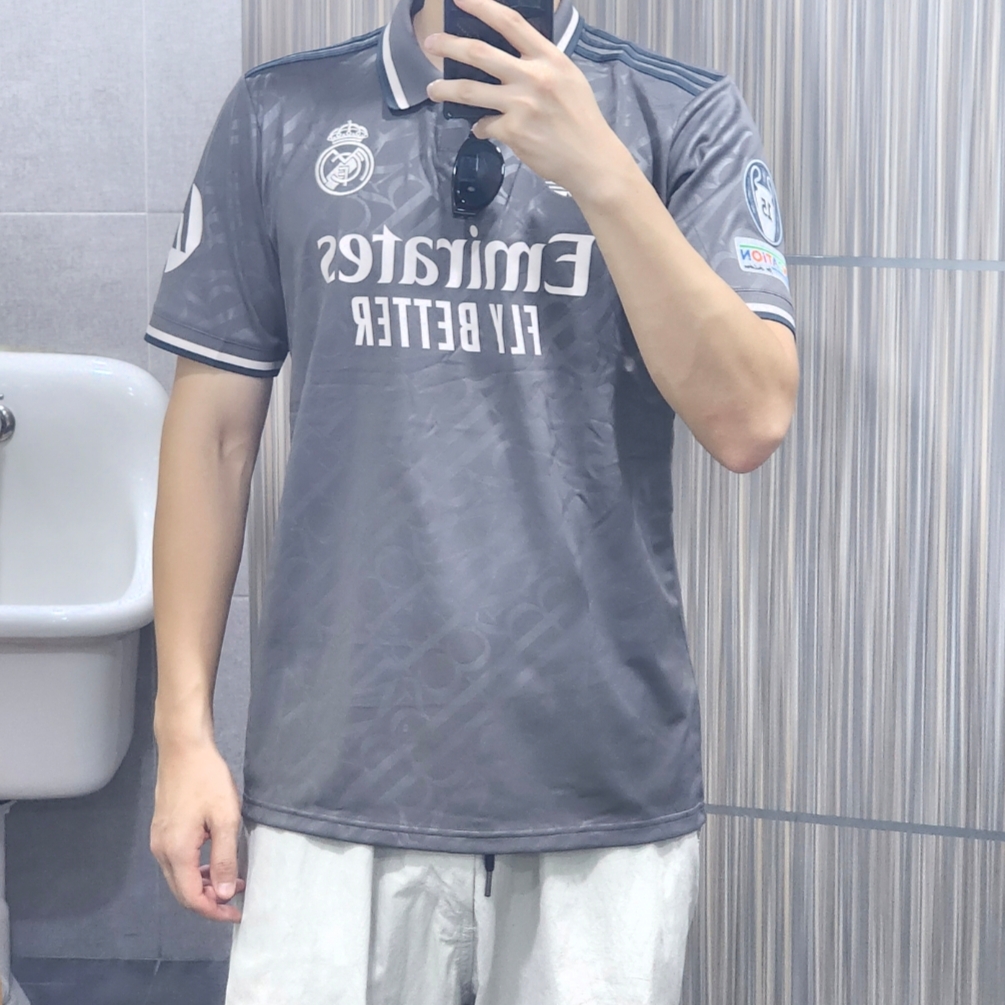 Adidas Real Madrid 2024/25 3rd Jersey Charcoal - KR Sizing (Non Marking Ver.) 착용 스타일