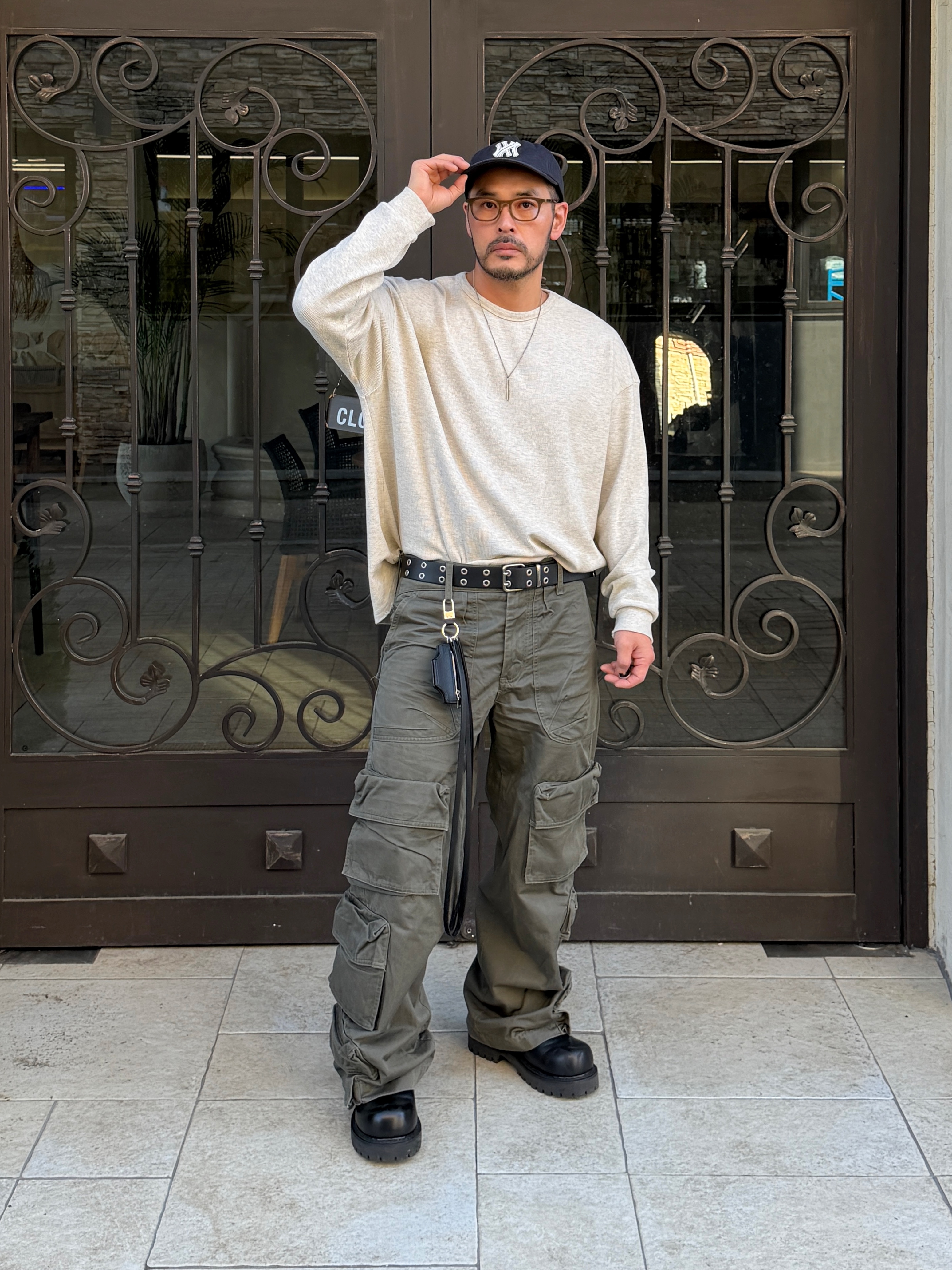 [더블적립]Farfromwhat Far Patch Logo Cap Brown 착용 스타일 - 1