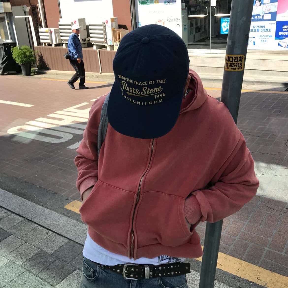 Rust And Stone Time Trace Ball Cap Navy 착용 스타일 - 3
