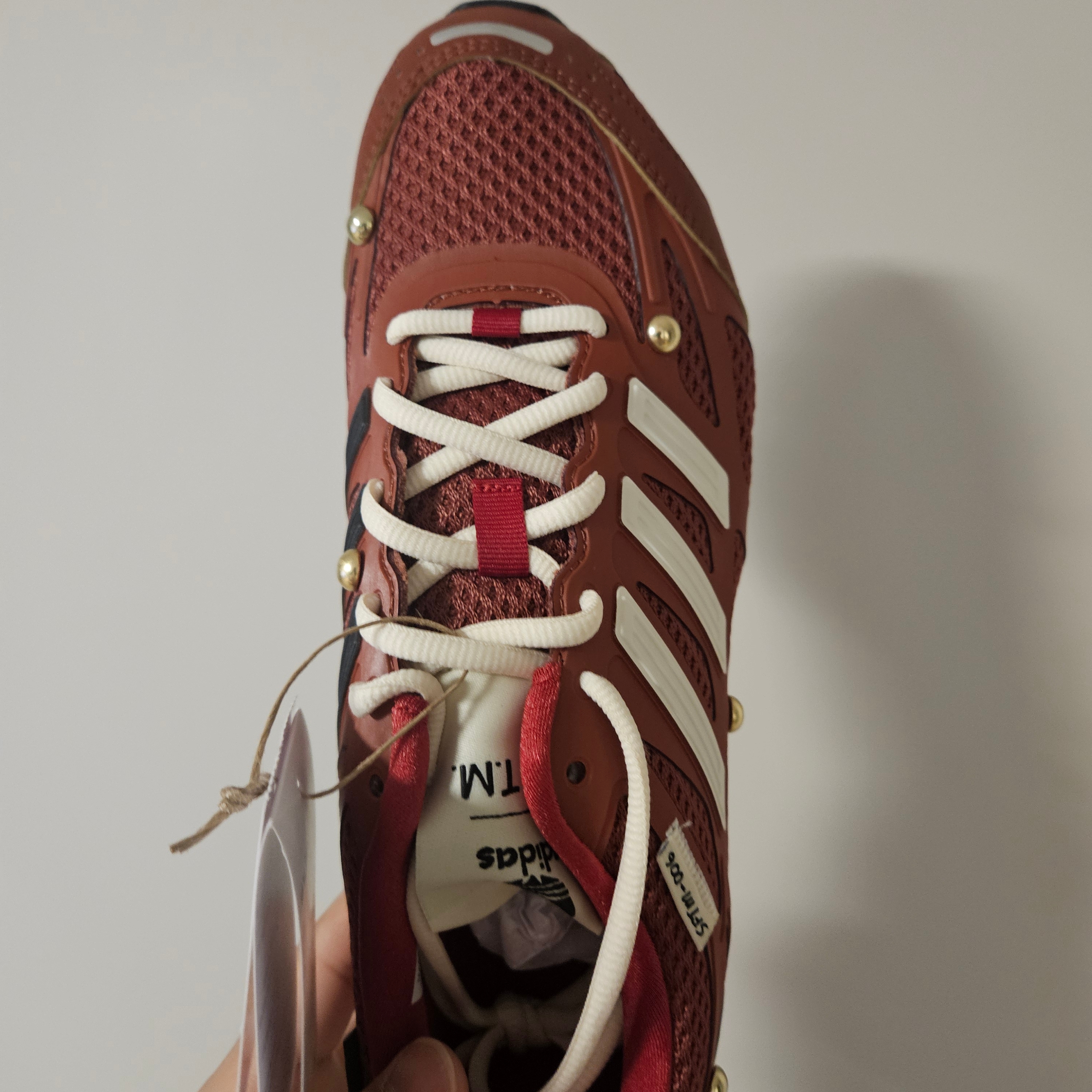Adidas x Song for the Mute Adizero PR Red Cream White 착용 스타일