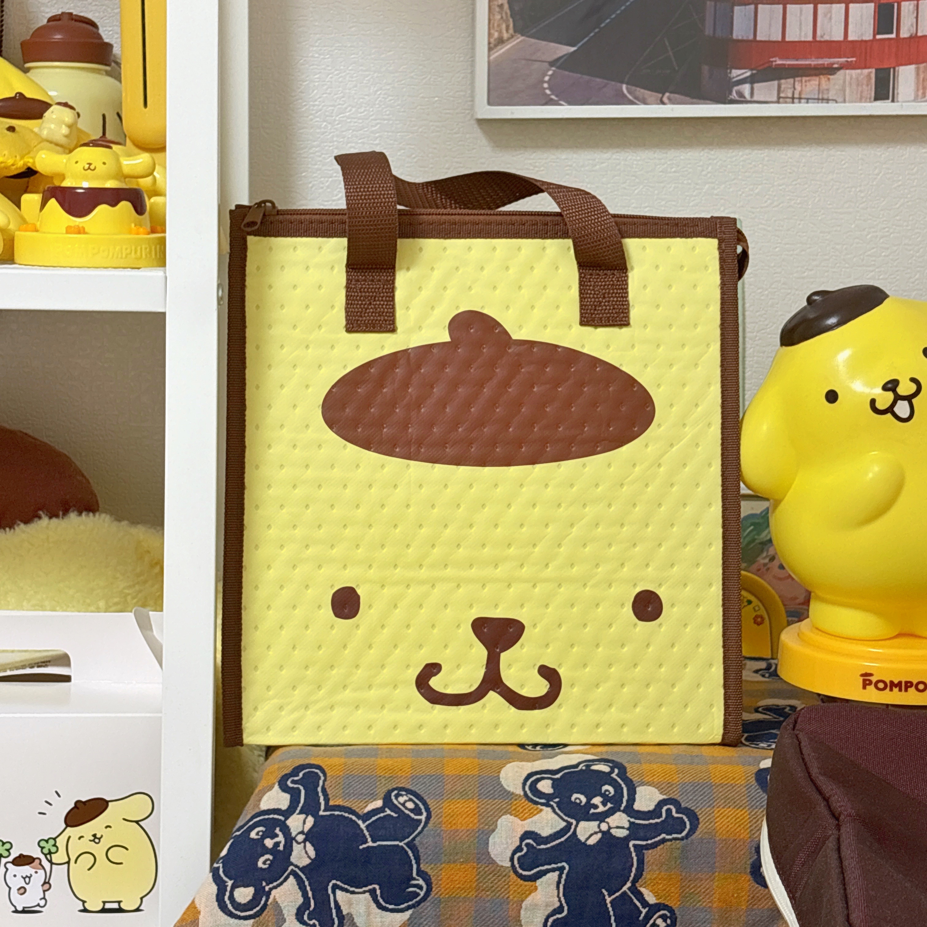 Skater Pompompurin Face Insulated Lunch Bag 착용 스타일