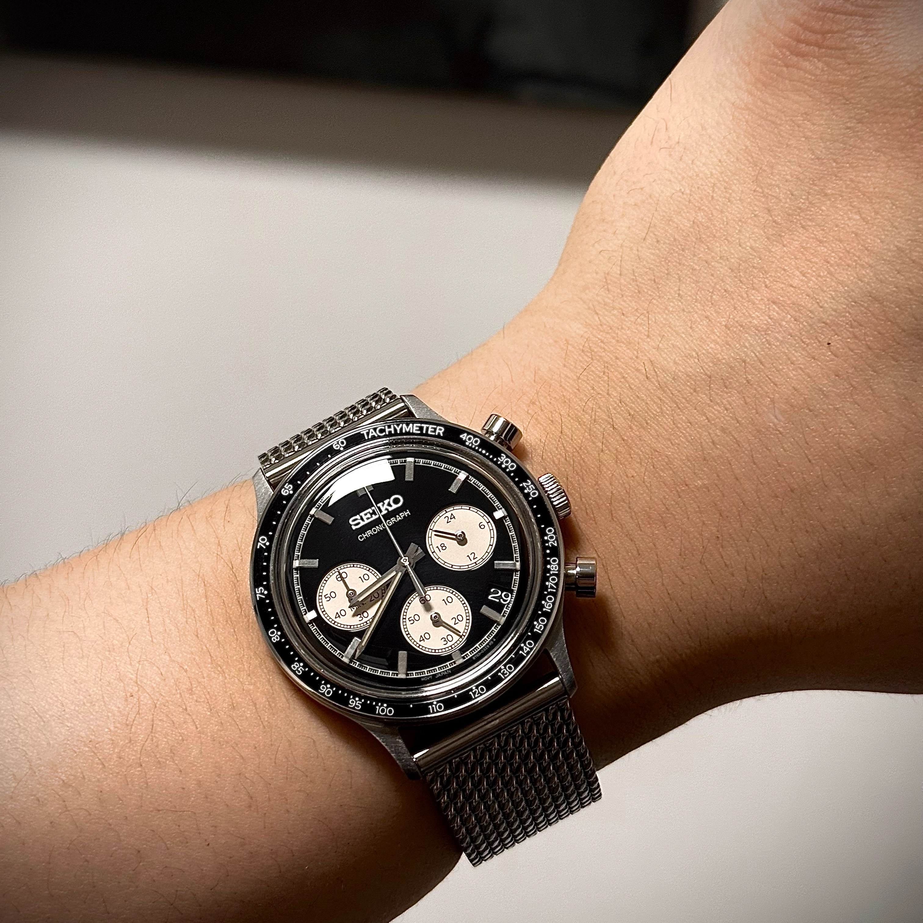 Seiko SSB479 38.7mm Stainless Steel Black 착용 스타일 - 1