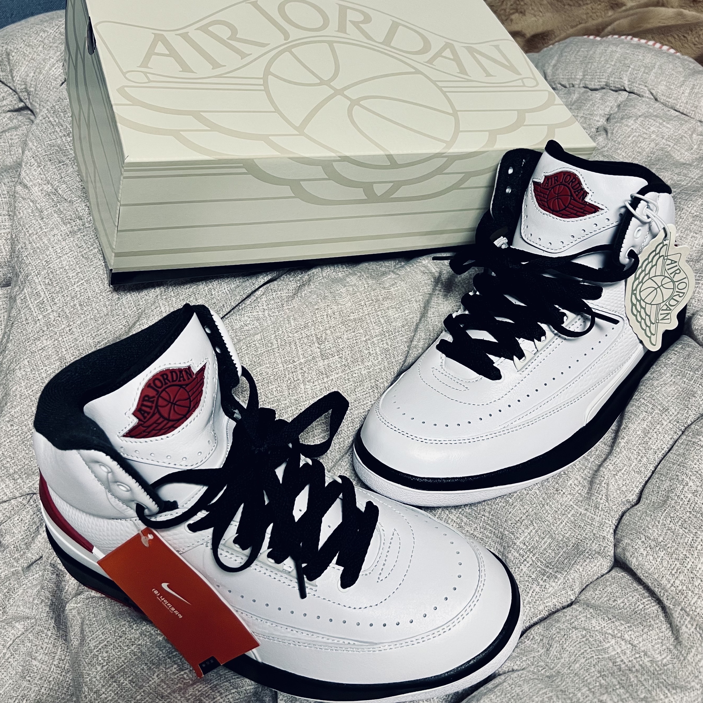 Jordan 2 Retro OG Chicago 착용 스타일