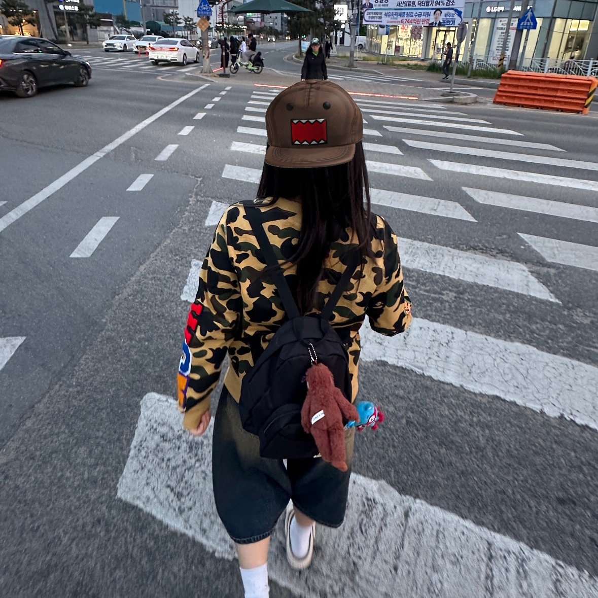 Jansport Half Pint Mini Backpack Black 착용 스타일 - 2