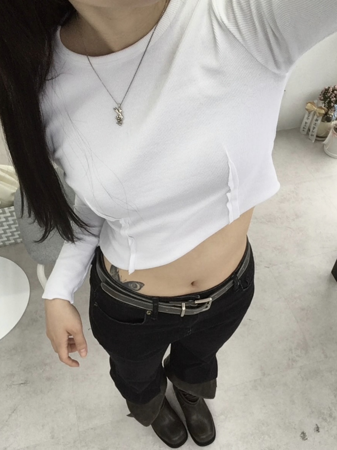 PHOS333 W Diagonal Long Sleeved White 착용 스타일 - 6