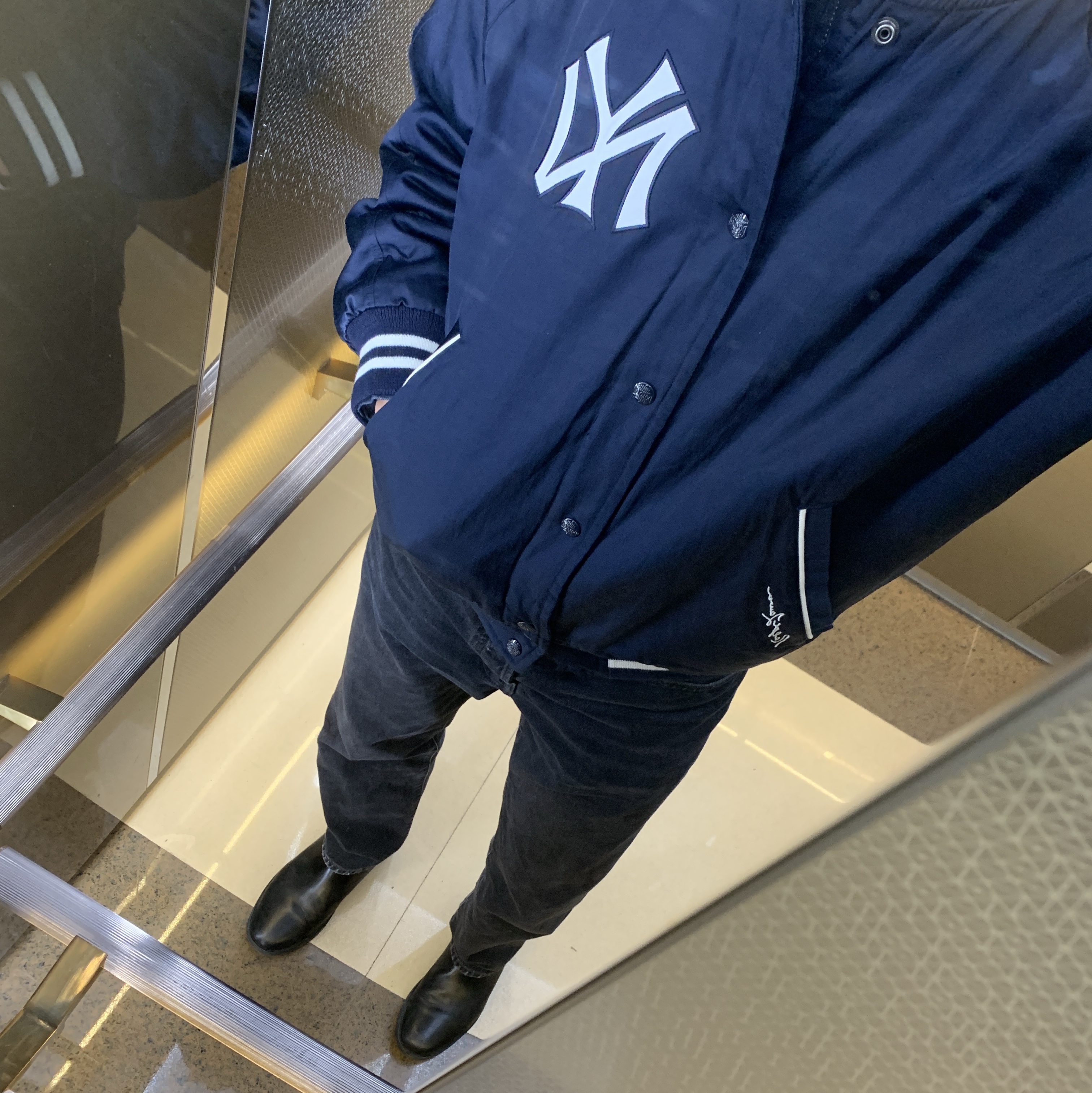 [20% 적립] Polo Ralph Lauren Corduroy Letter Jacket Aviator Navy - 25FW 착용 스타일