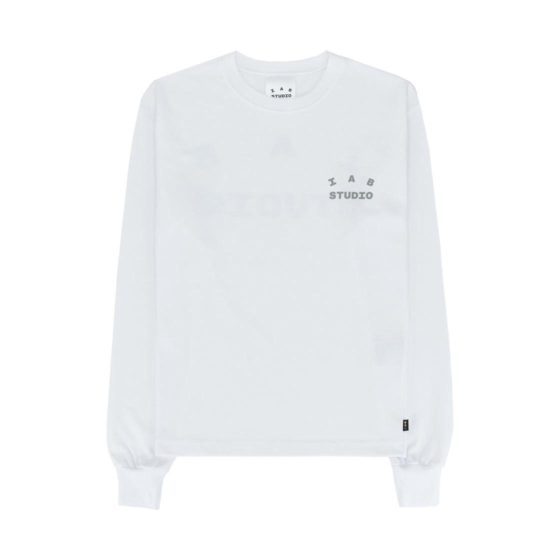 아이앱 스튜디오 아이앱 롱슬리브 화이트 - 26SS(IAB Studio IAB Long Sleeve White - 26SS)