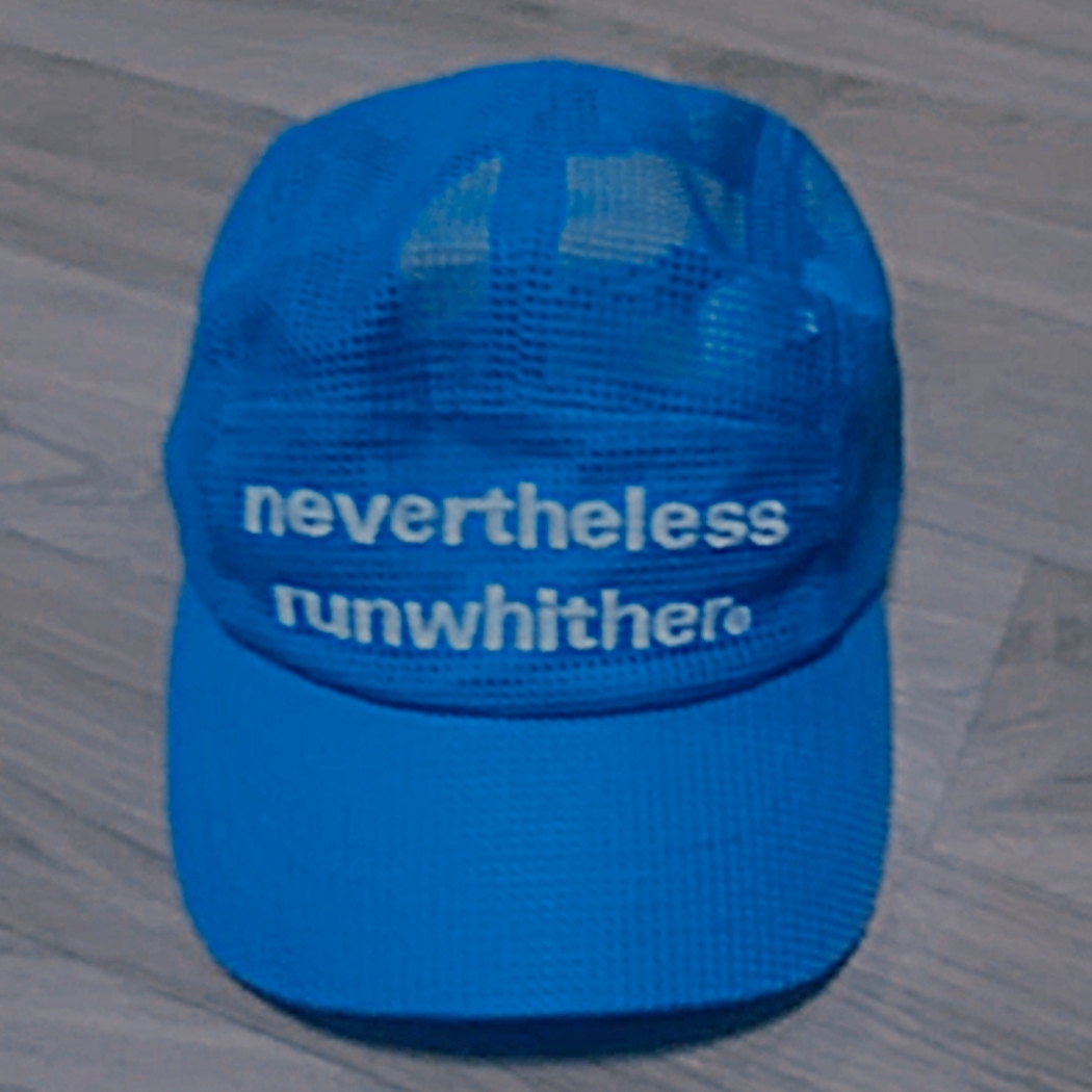 [KREAM 단독] runwhither Mesh Cap Blue 착용 스타일