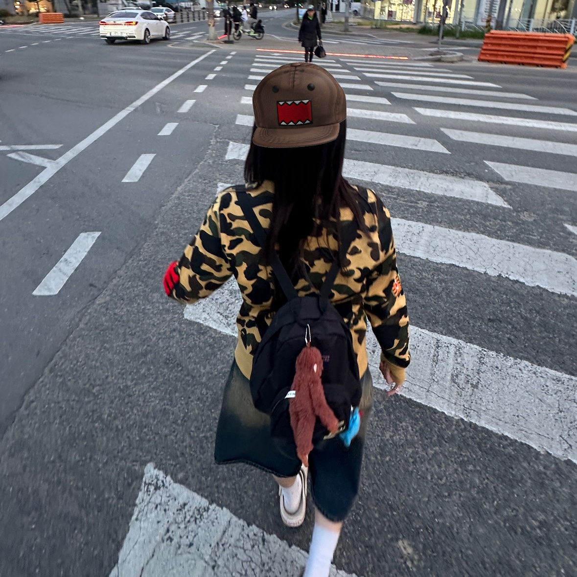 Jansport Half Pint Mini Backpack Black 착용 스타일 - 1
