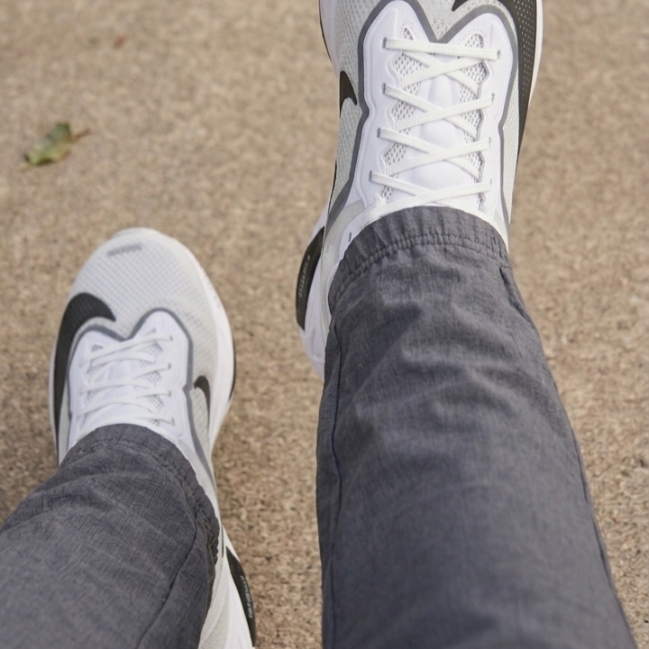 Nike Zoom Fly 6 White Smoke Grey 착용 스타일