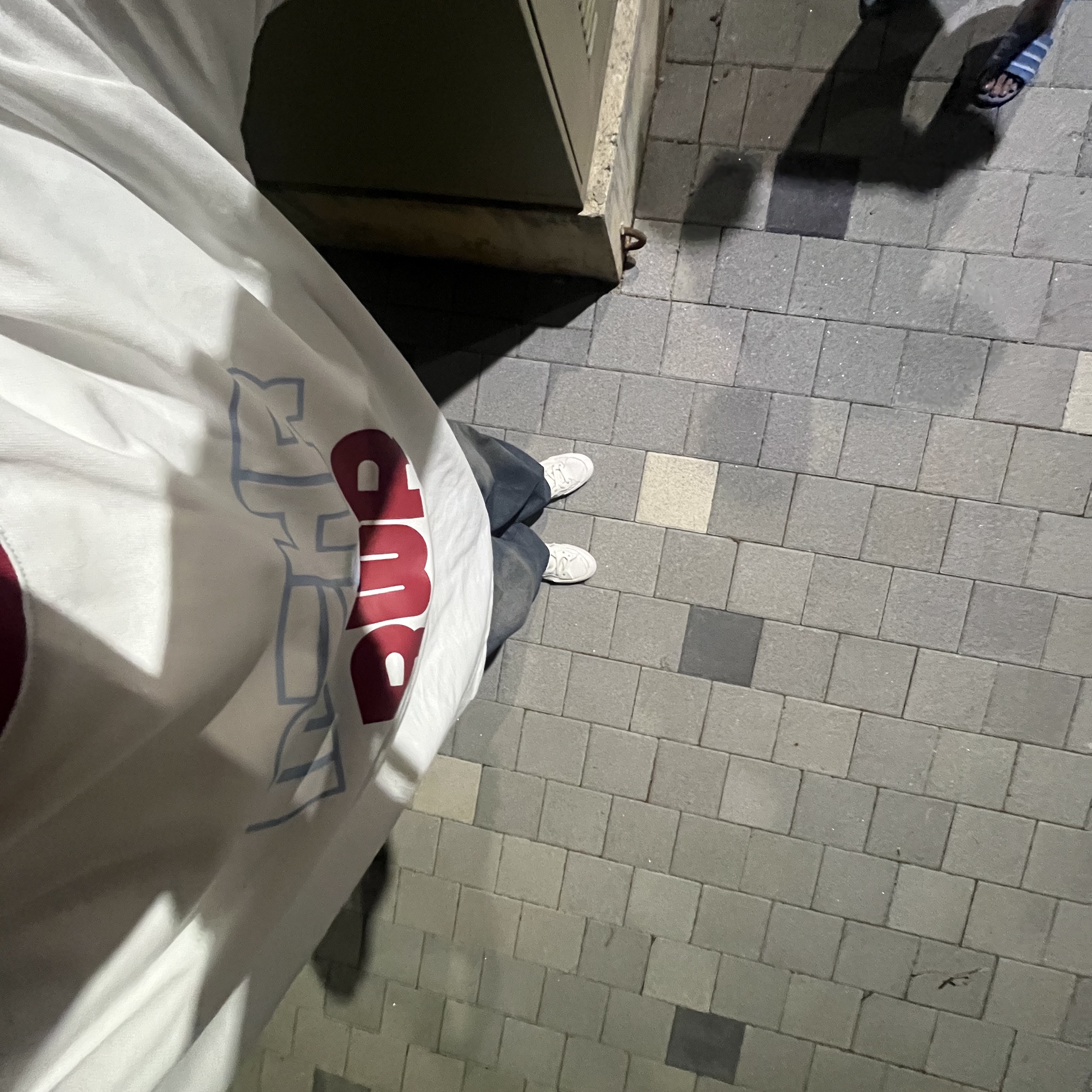 [KREAM 단독] RWR x MEHR Ringer T-Shirt White, [KREAM 단독] VVM ON Energy Gel 40g * 5ea 1box 착용 스타일 - 4