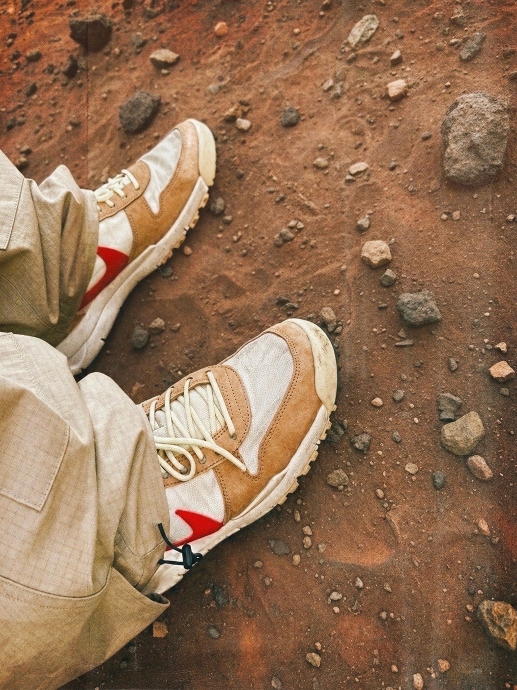 Nike x Tom Sachs Mars Yard Shoe 1.0 Space Camp 착용 스타일