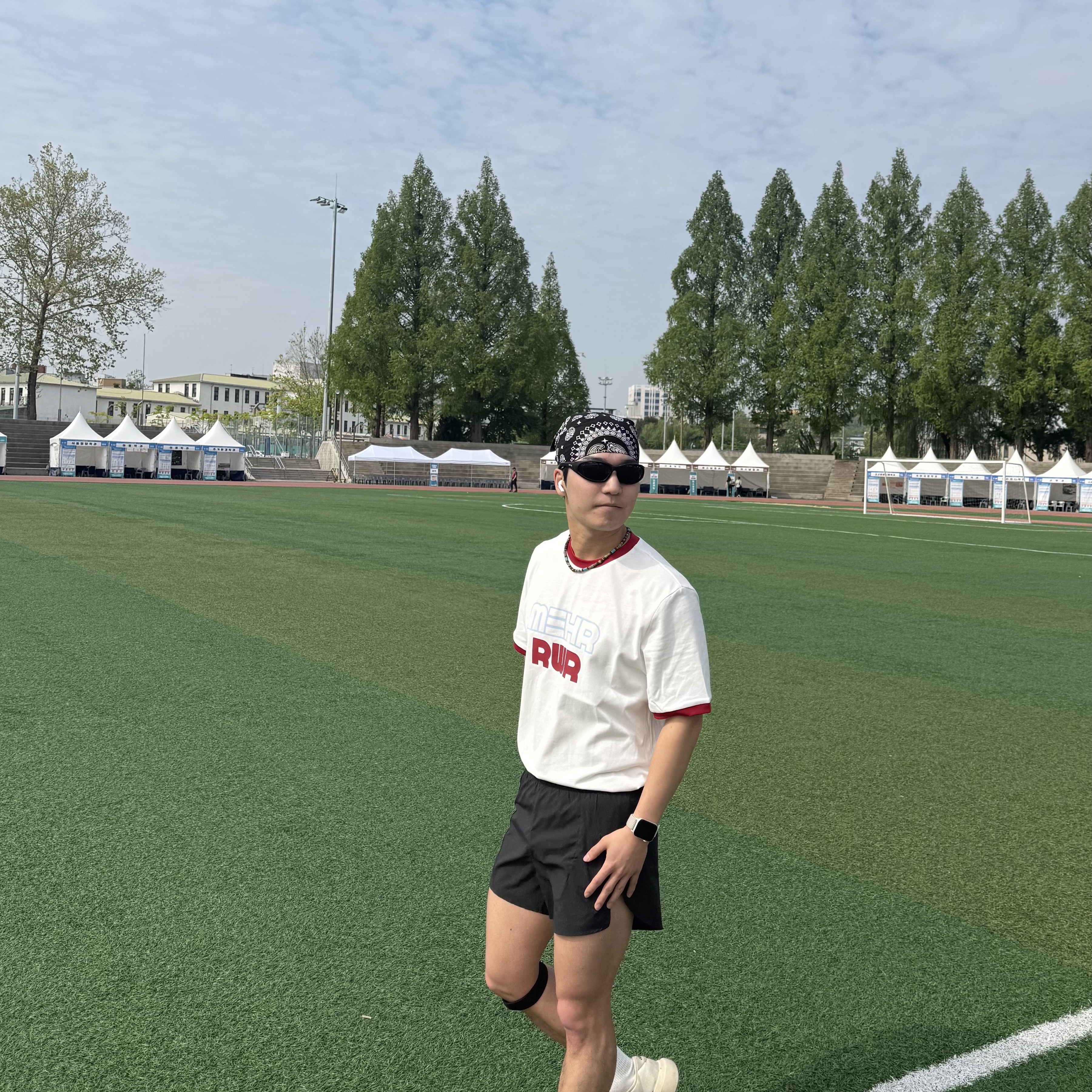 [KREAM 단독] RWR x MEHR Ringer T-Shirt White, Adidas Adizero EVO SL Off White Better Scarlet 착용 스타일 - 2