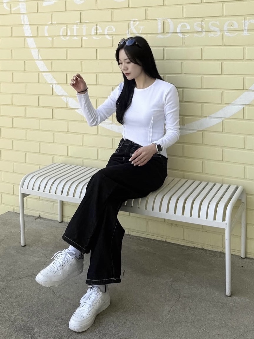 PHOS333 W Diagonal Long Sleeved White 착용 스타일 - 2