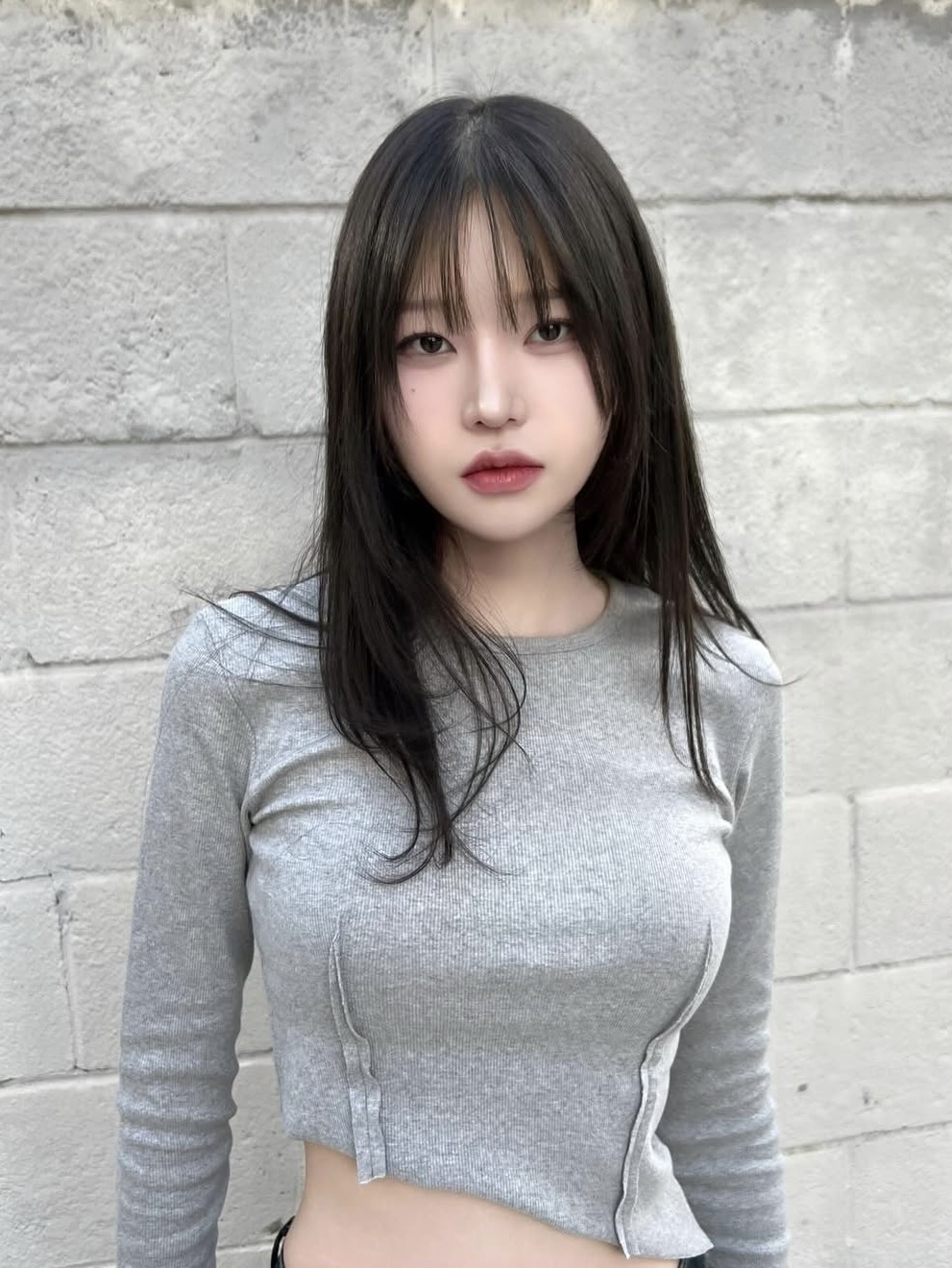 PHOS333 W Diagonal Long Sleeved Melange Grey 착용 스타일 - 2