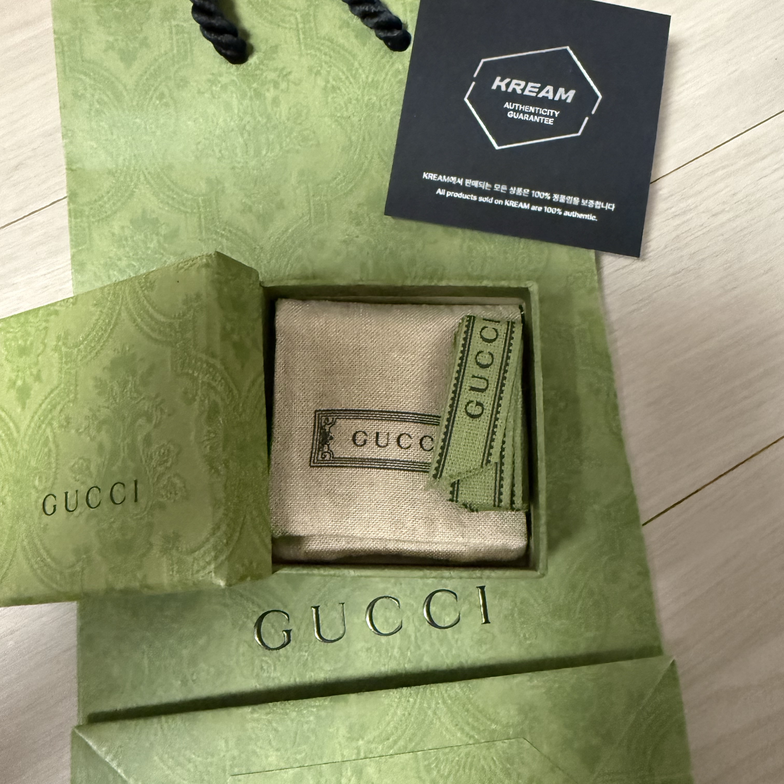 Gucci Interlocking G Chain Bracelet In Silver Silver 착용 스타일 - 2