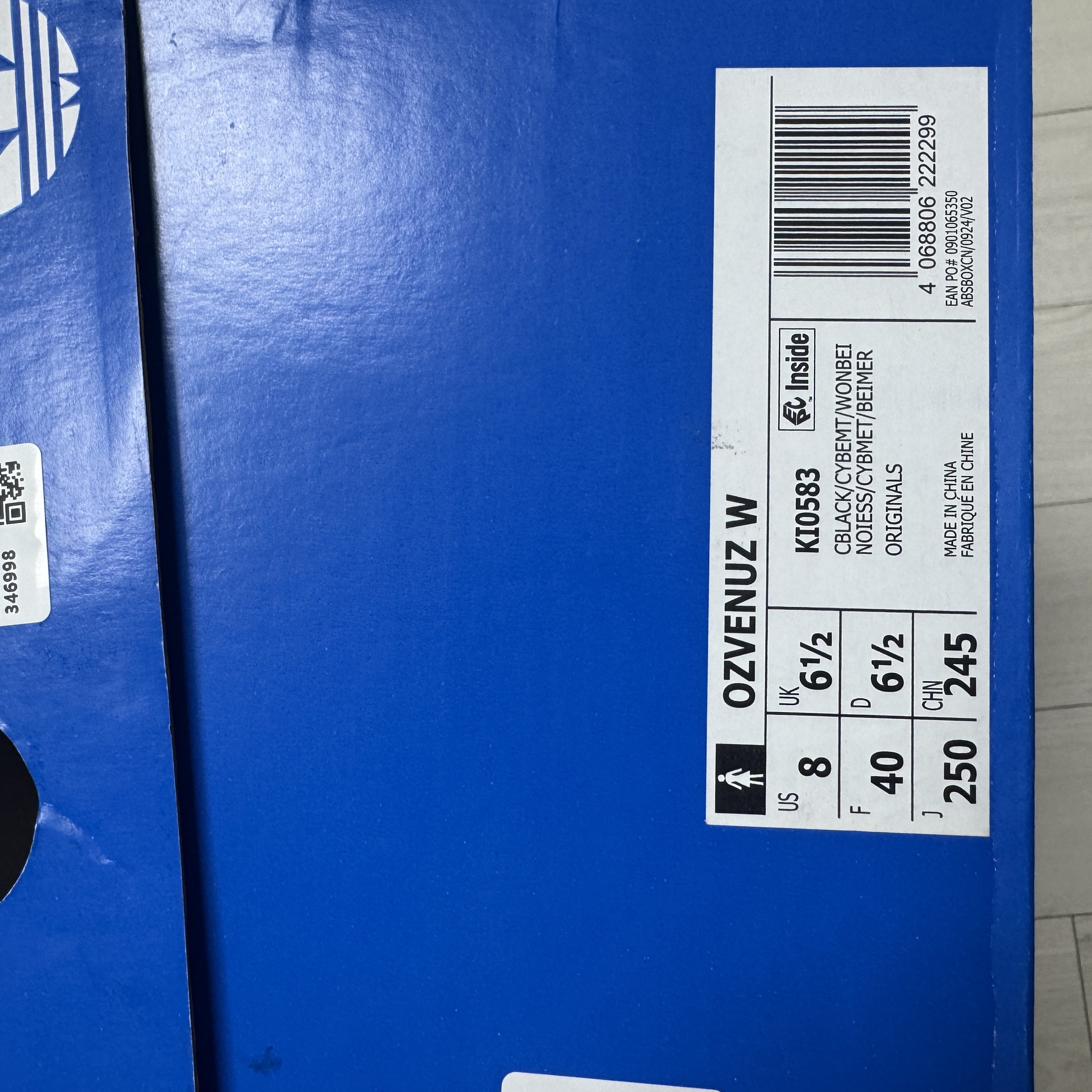 (W) Adidas Ozvenuz Core Black Cyber Metallic 착용 스타일 - 4