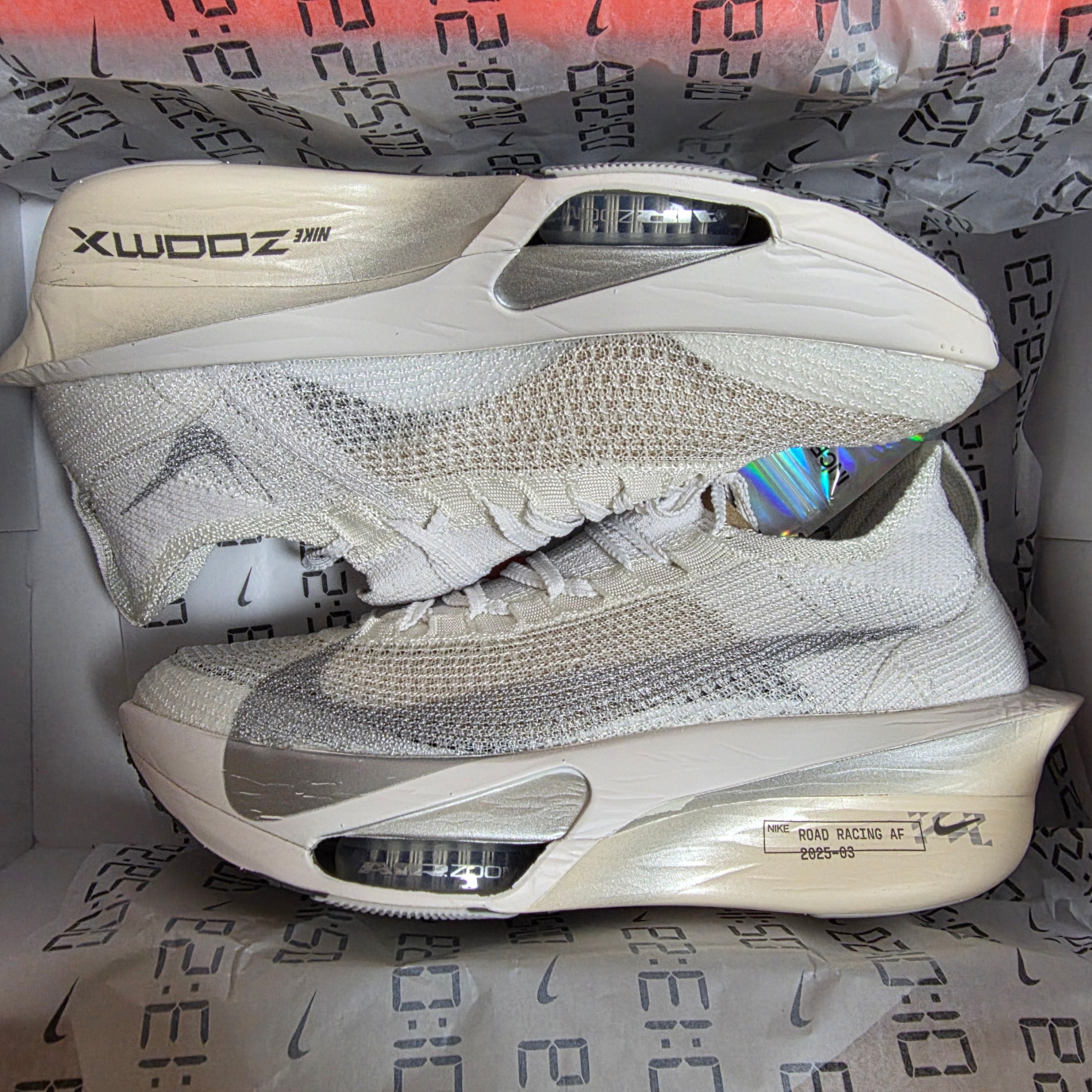 Nike Air Zoom Alphafly Next% 3 Platinum Tint Reflect Silver 착용 스타일
