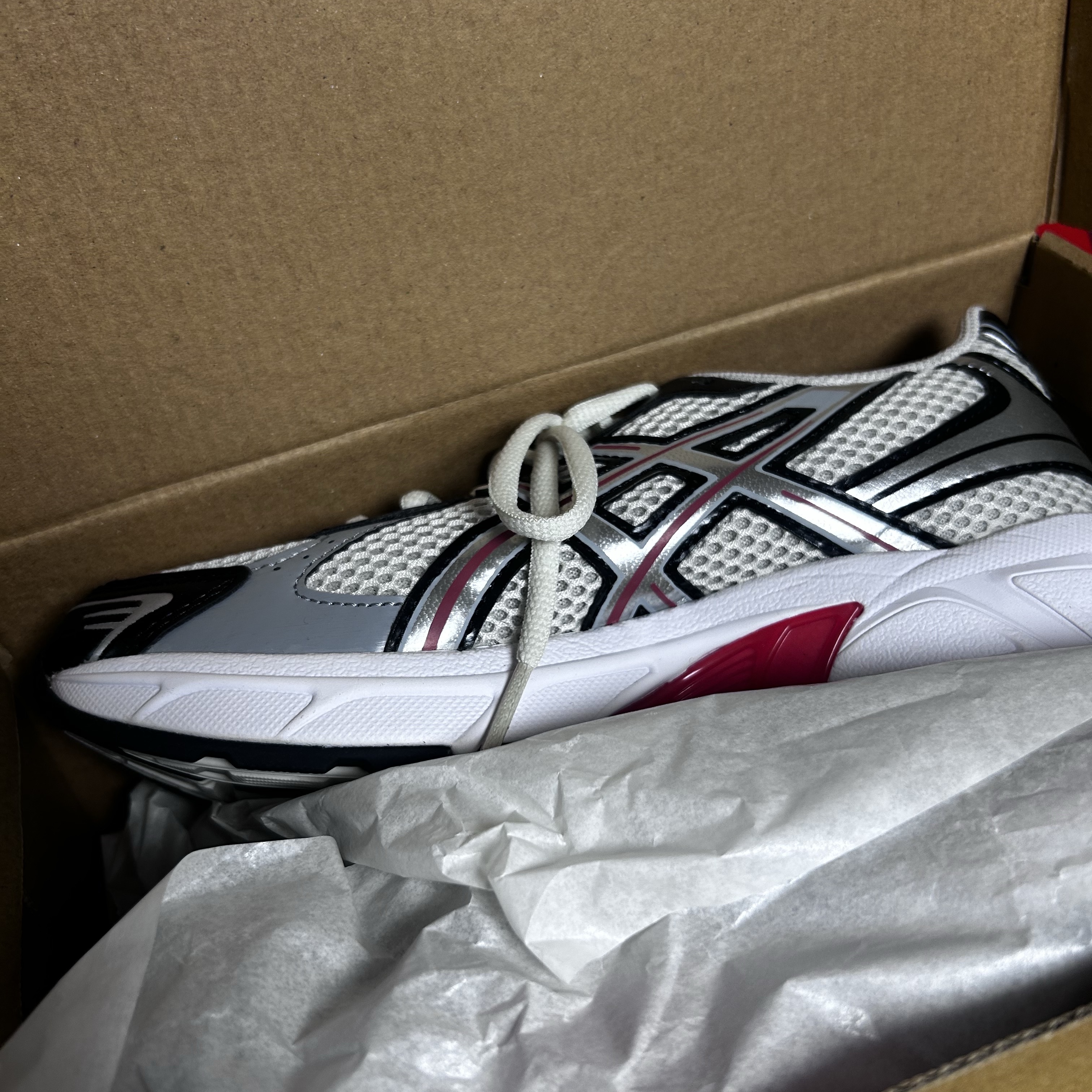 Asics Gel-1130 Smoke Grey Pure Silver 착용 스타일