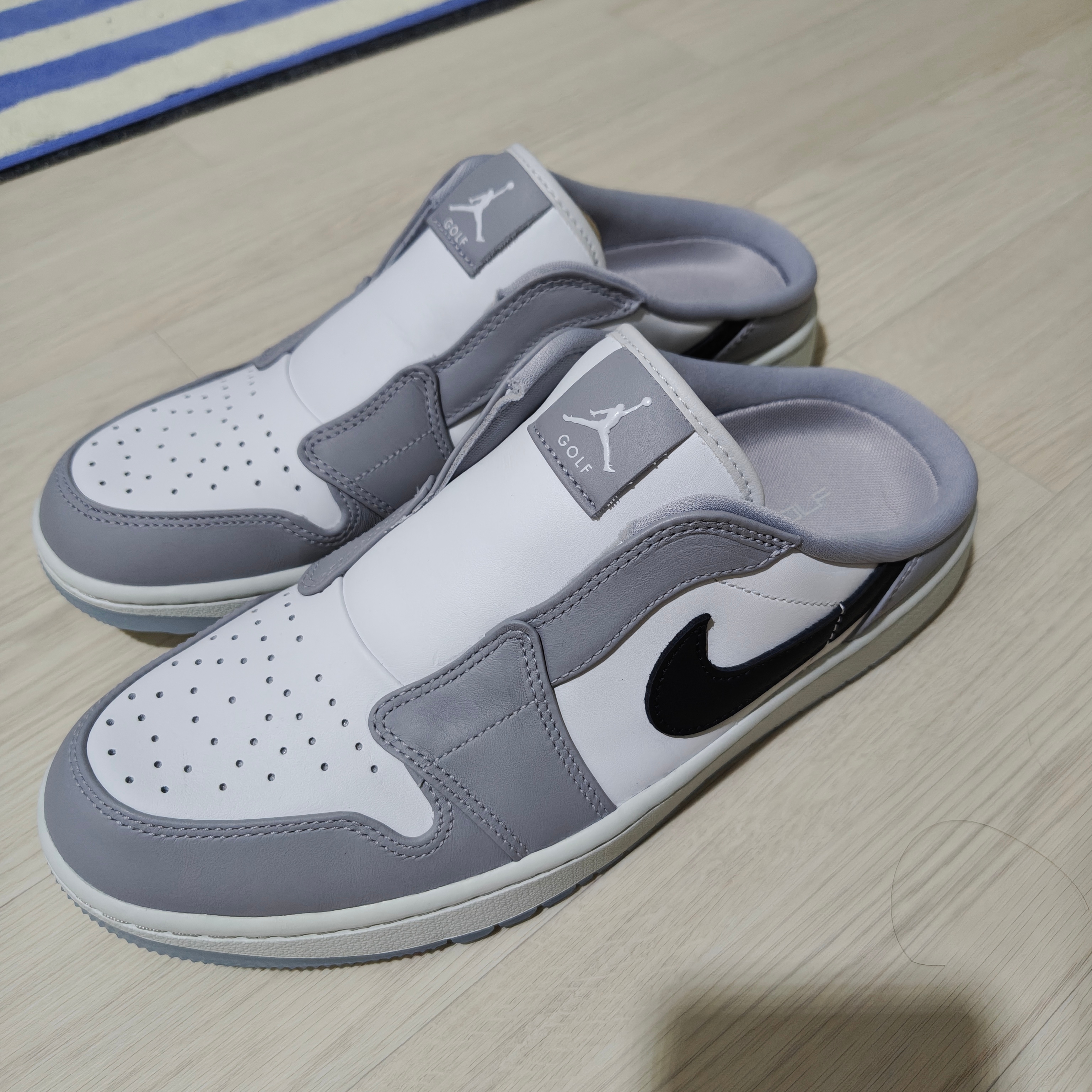 Jordan Golf Mule Wolf Grey Sail 착용 스타일 - 3