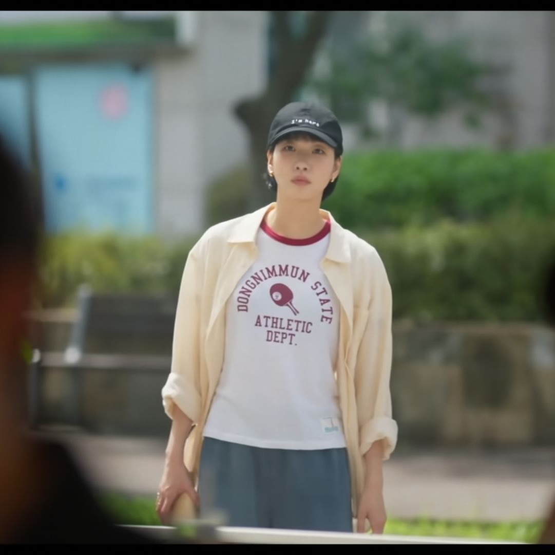 Safarispot 1/2 Authentic Table Tennis Club Tee - White/Burgundy, Safarispot 1/2 Authentic Table Tennis Club Tee - Gray 착용 스타일 - 3