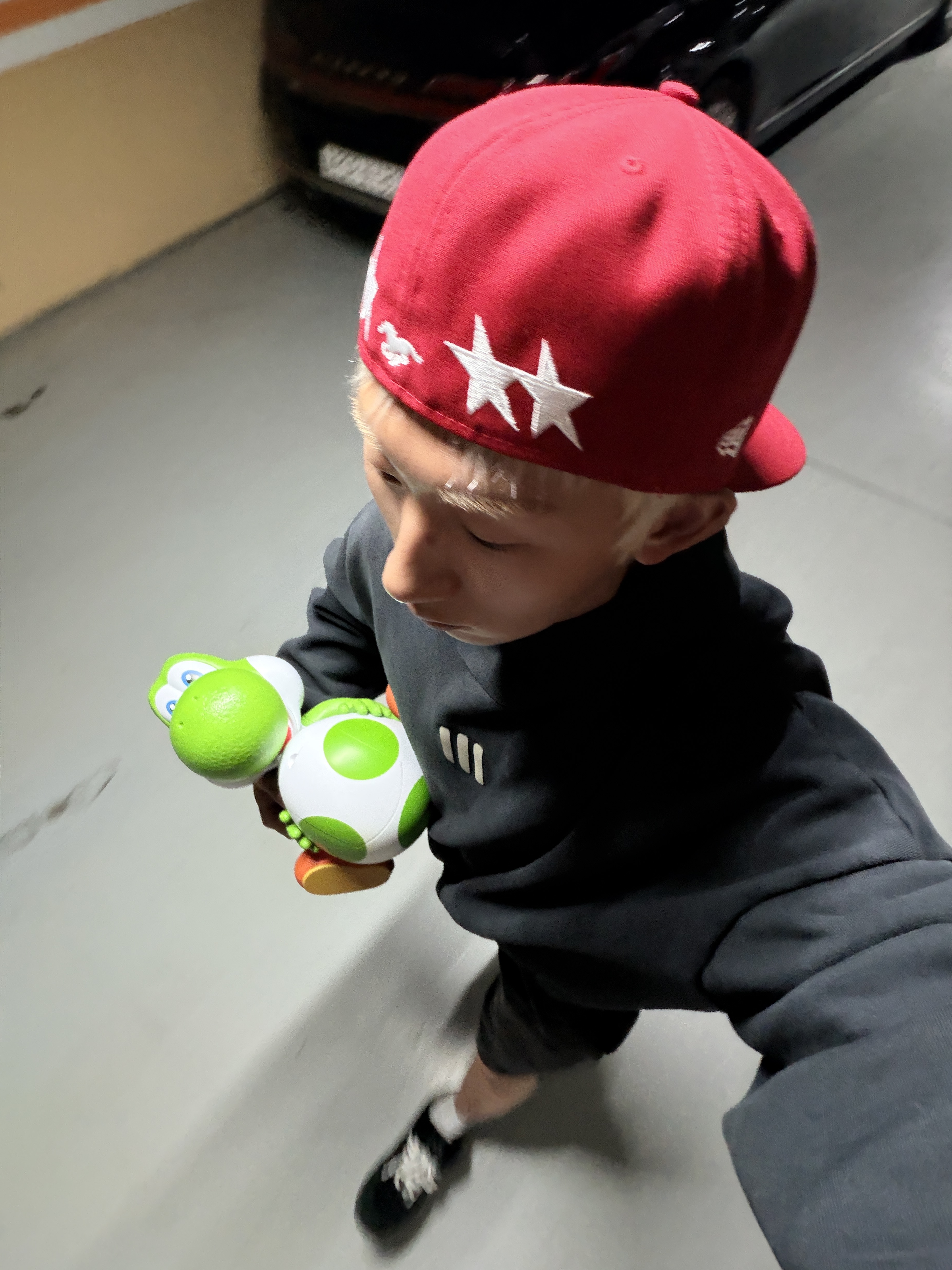 CGV x Super Mario Yoshi Popcorn Bucket 착용 스타일 - 1